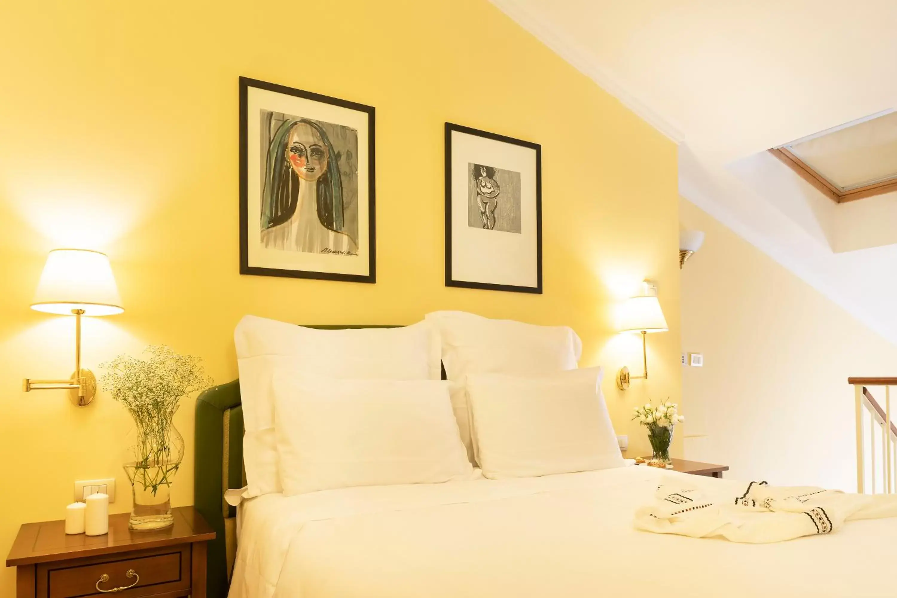 Bed in Il Picciolo Etna Golf Resort & Spa