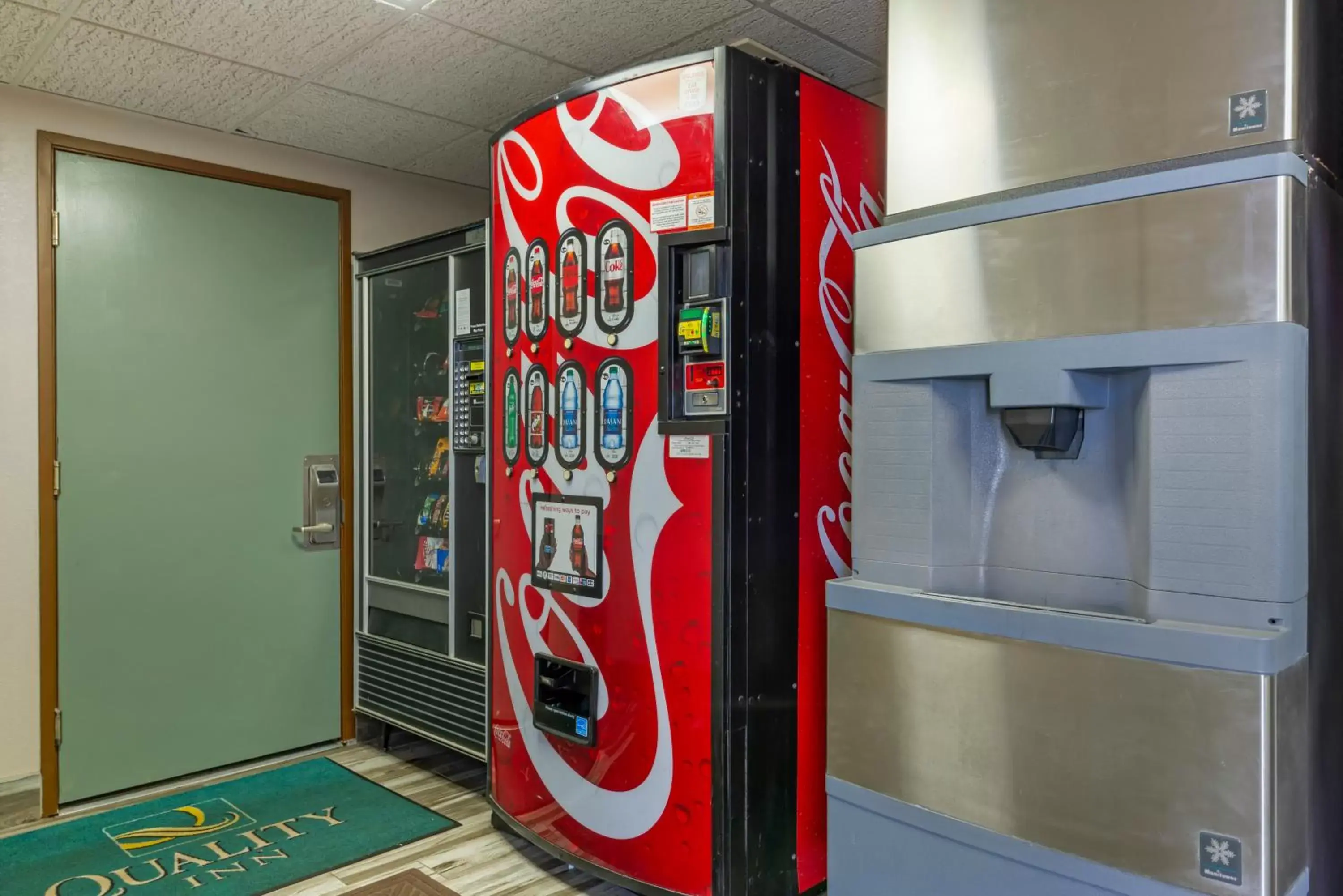 vending machine in Quality Inn Newnan