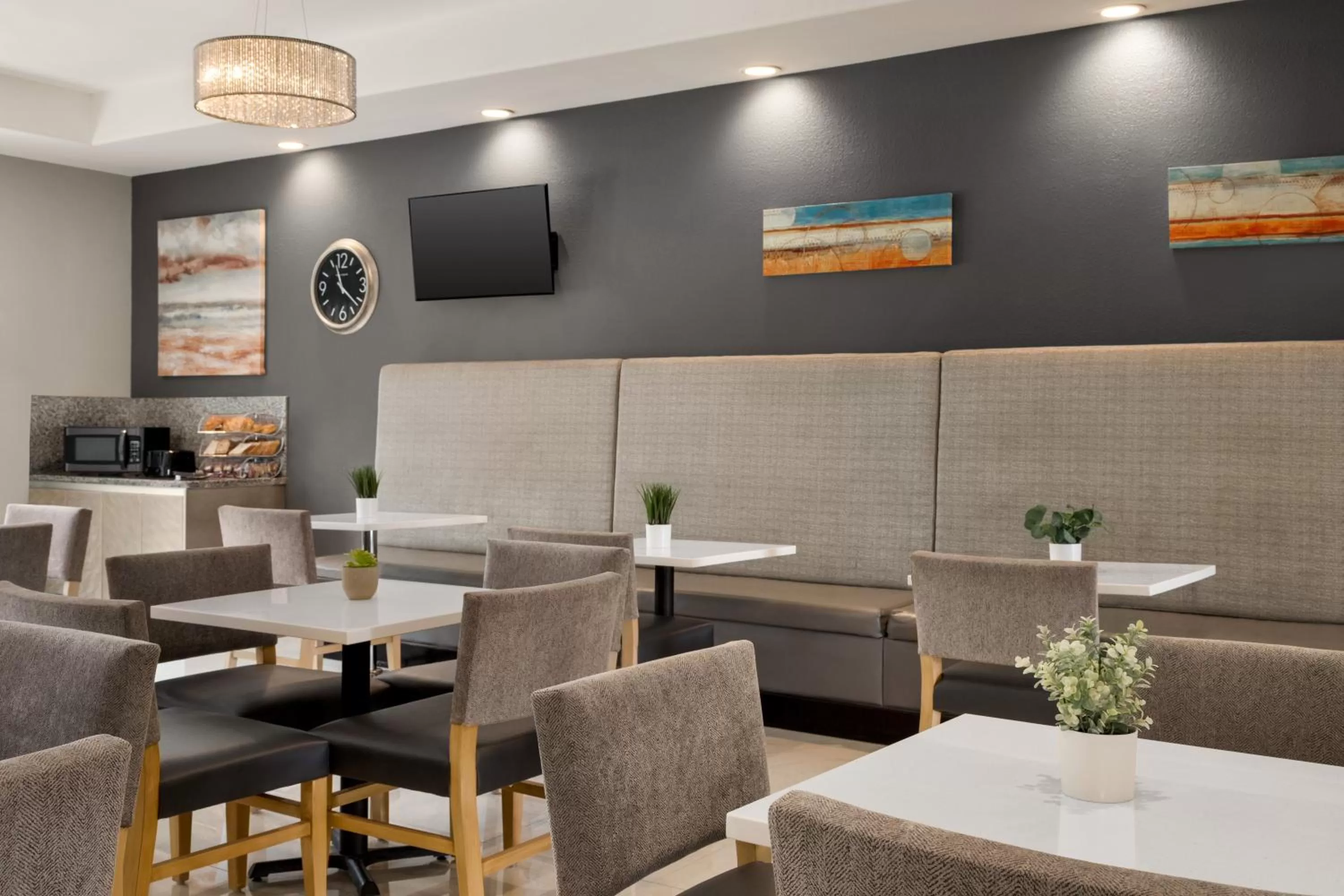 Restaurant/places to eat in La Quinta by Wyndham Brownsville North