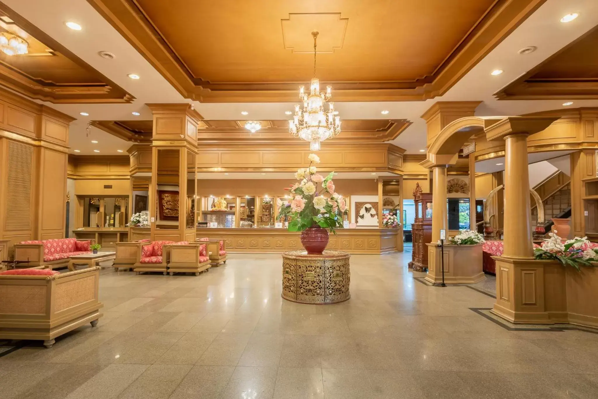 Lobby/Reception in City Beach Resort