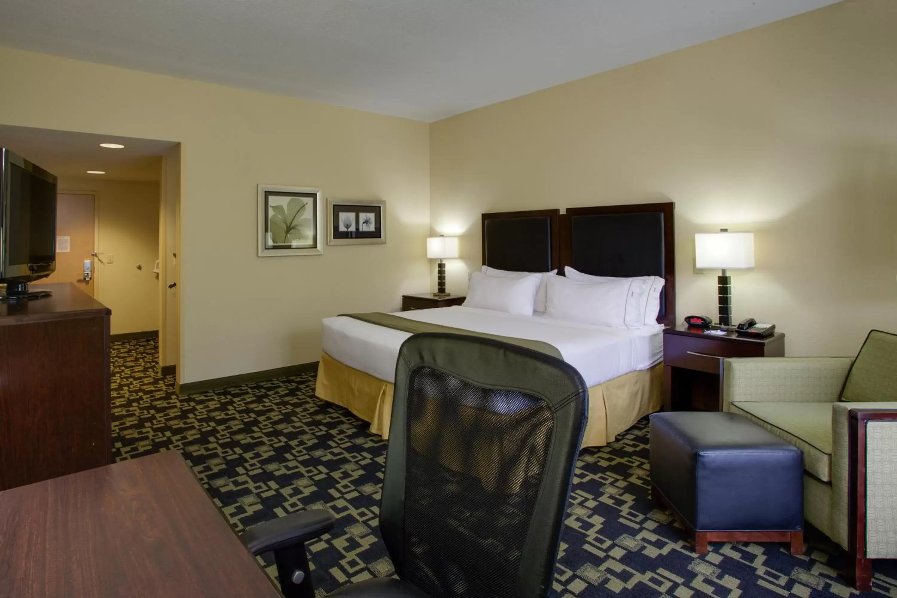 Photo of the whole room in Holiday Inn Express Hotel Raleigh Southwest, an IHG Hotel