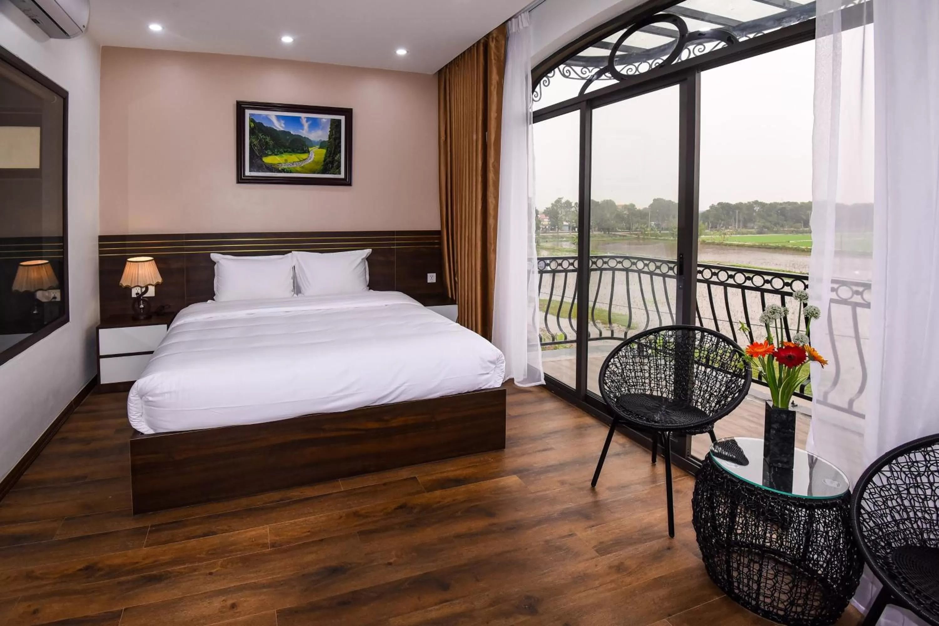 Photo of the whole room, Bed in Lotus Hotel Ninh Bình