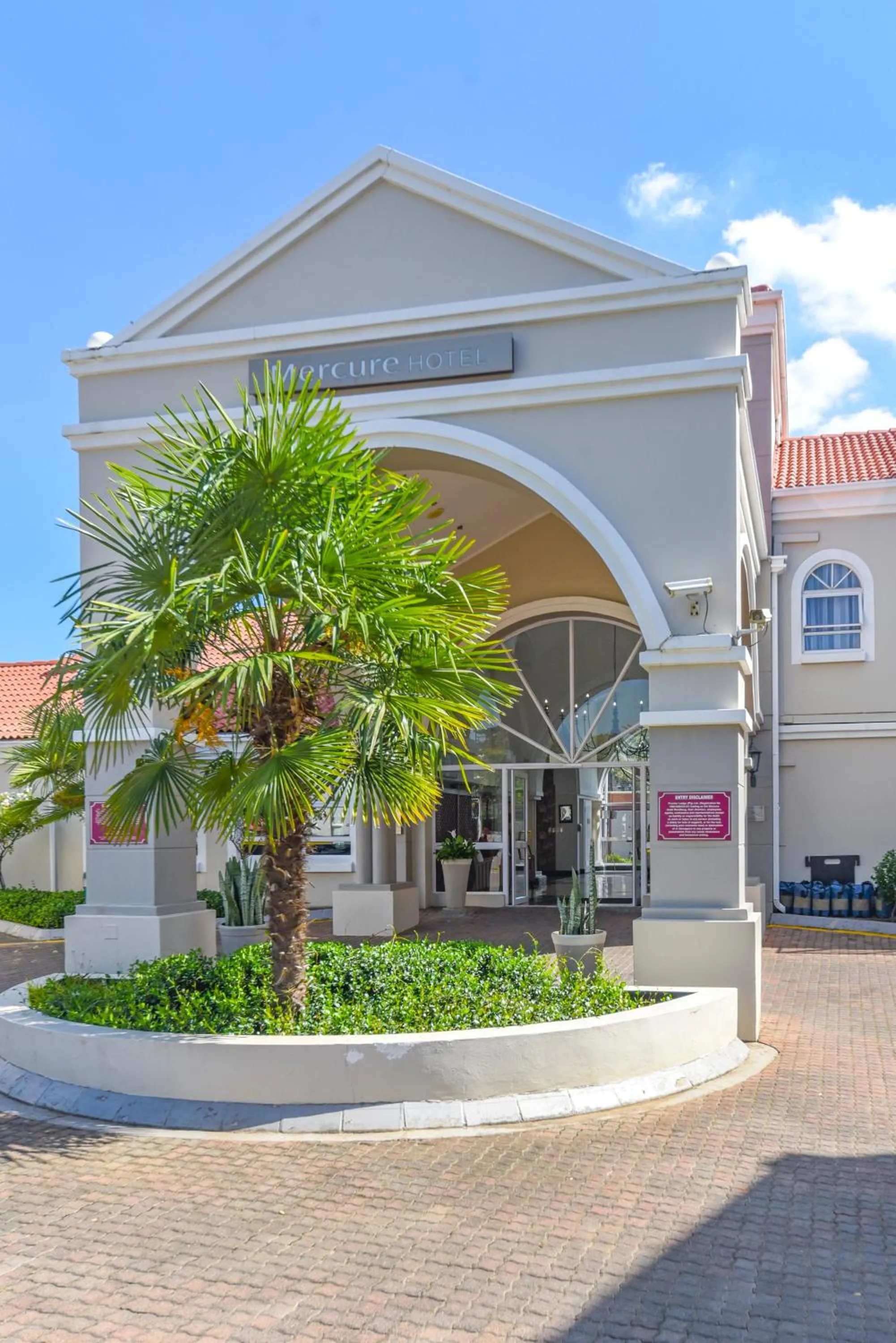 Property building in Mercure Johannesburg Randburg