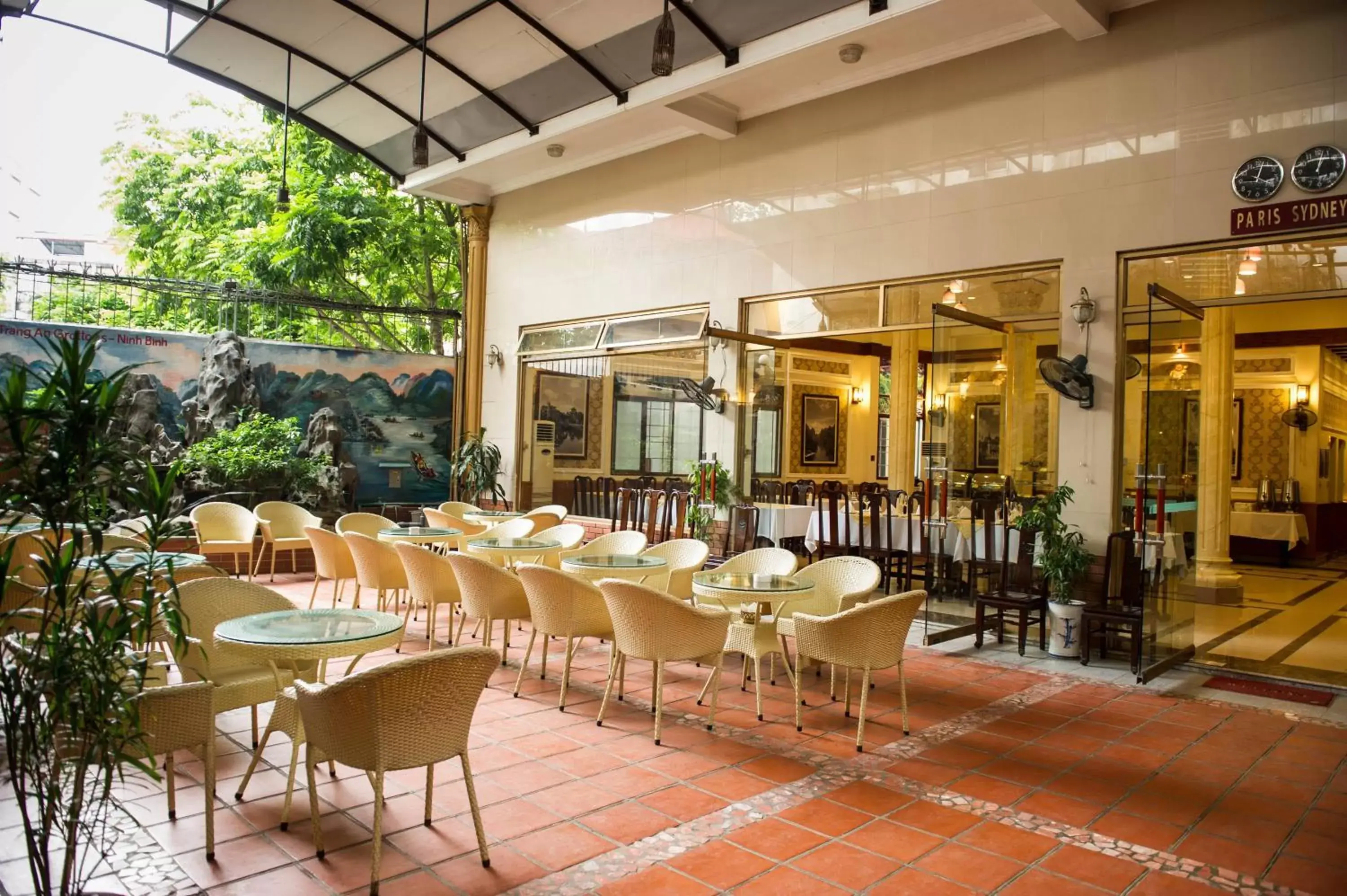 Restaurant/places to eat in Thuy Anh Hotel