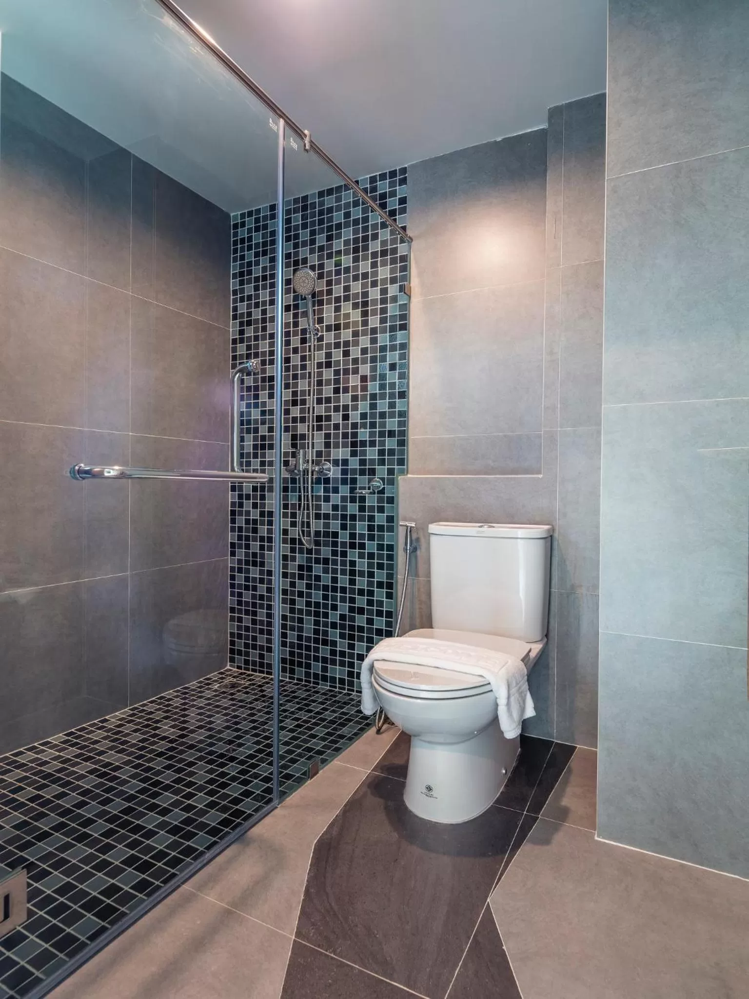 Toilet in Atelier Suites