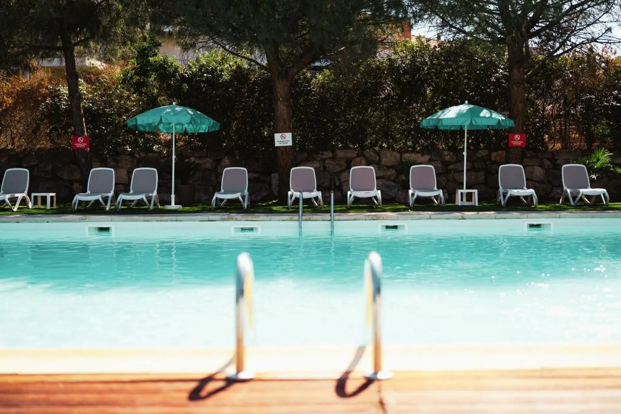 Swimming Pool in Sporting House Hôtel