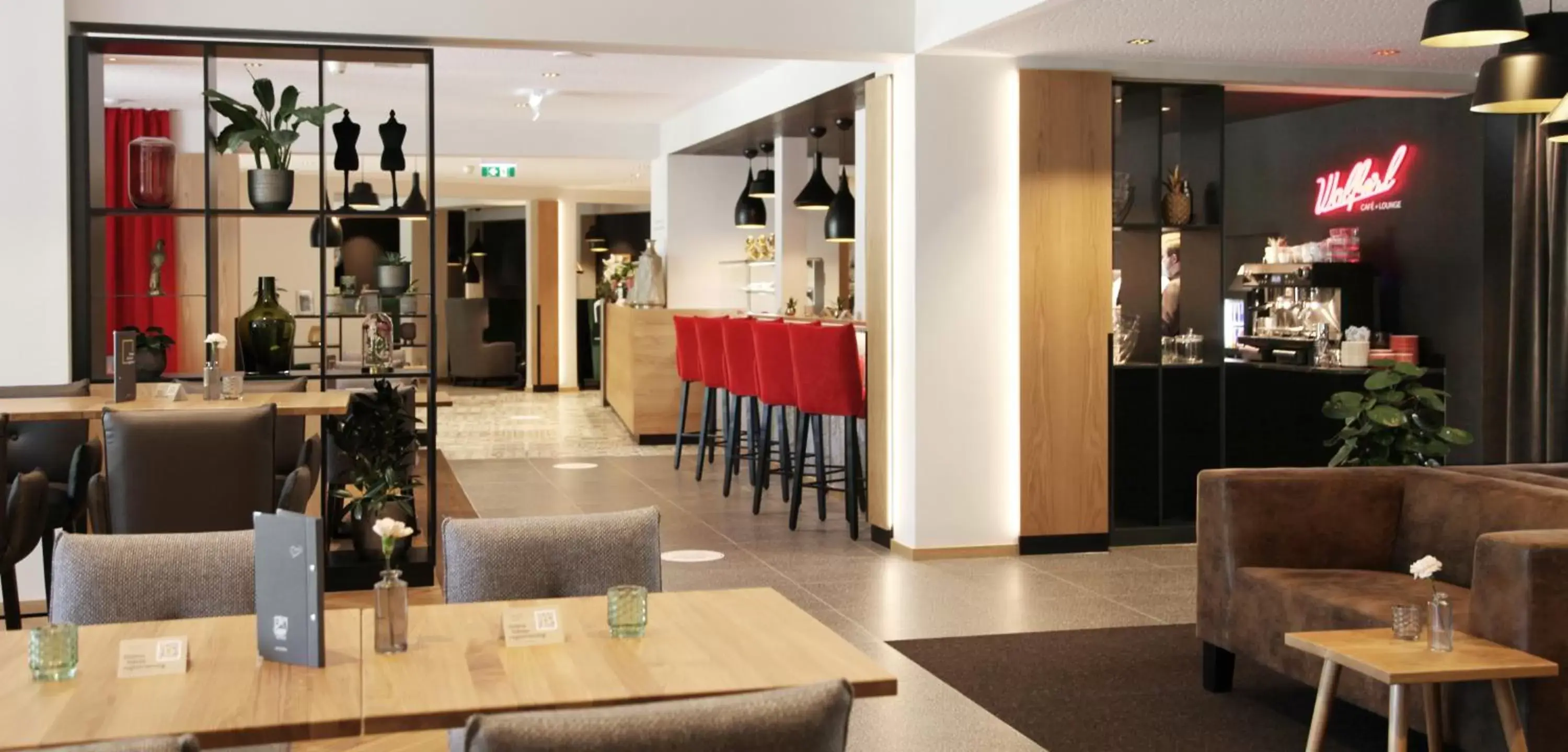 Lounge or bar, Restaurant/Places to Eat in JUFA Hotel Salzburg City