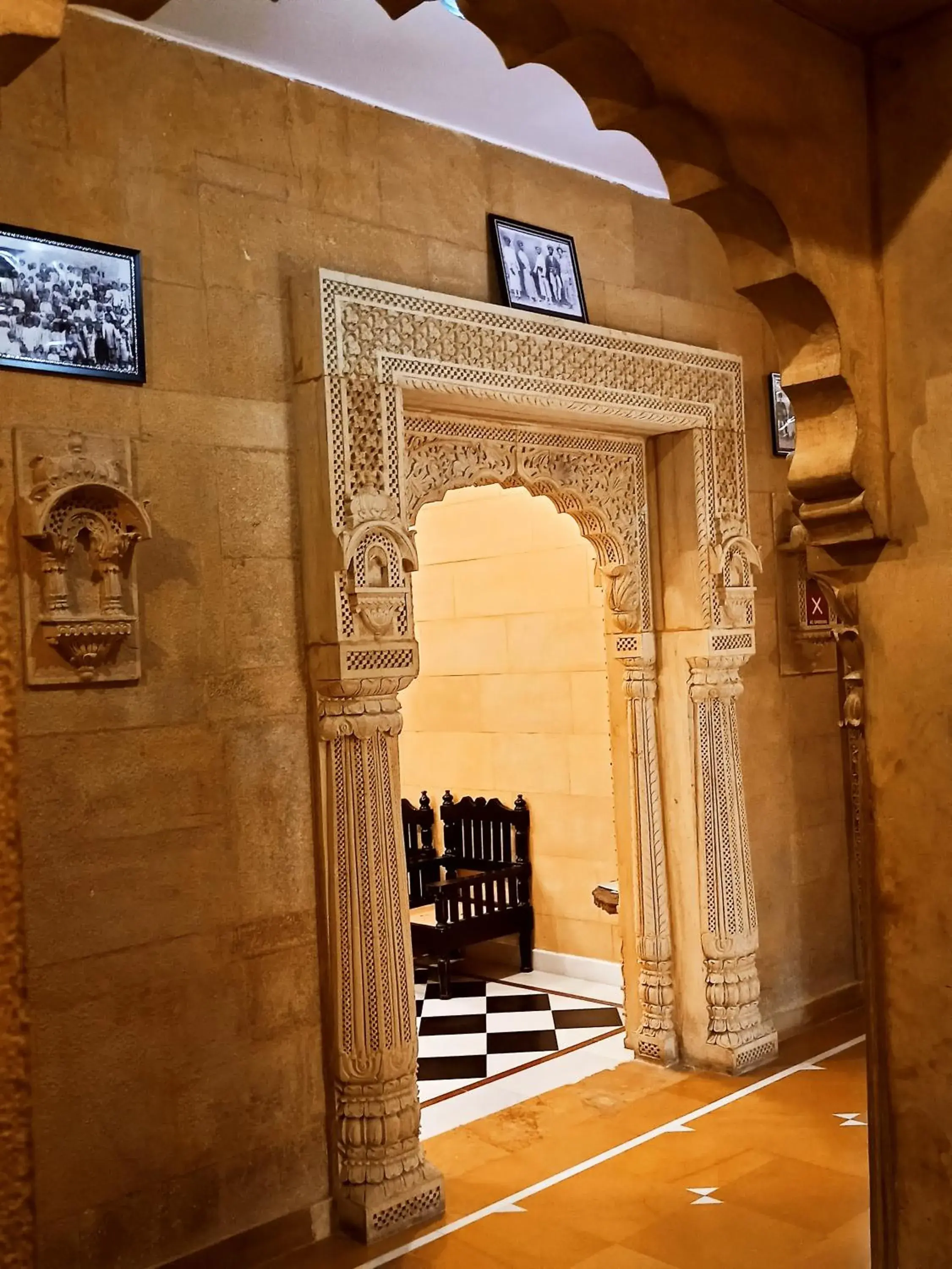 Facade/entrance in Hotel Royal Haveli