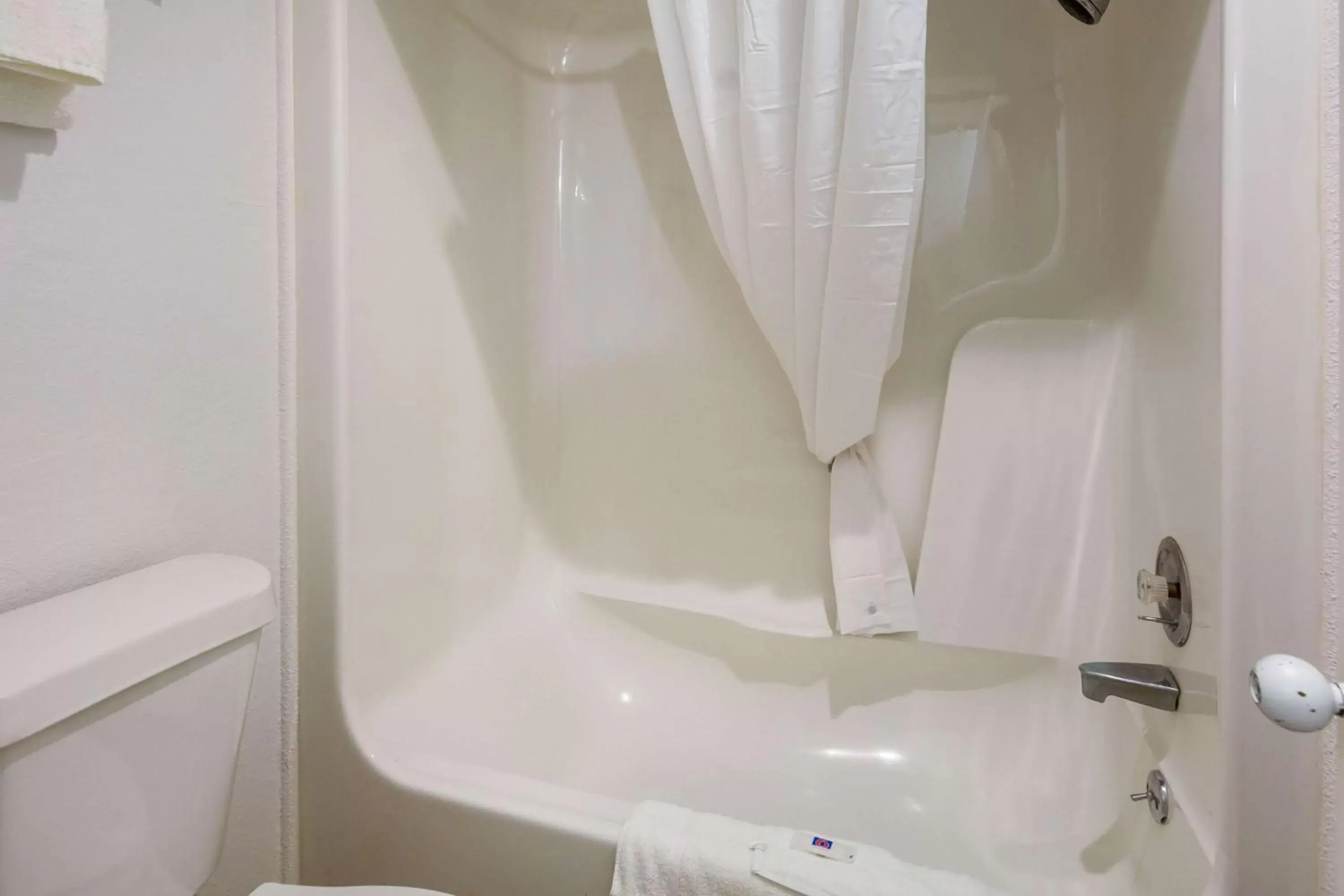 Bathroom in Motel 6-Freeport, TX Bathroom in Motel 6-Freeport, TX