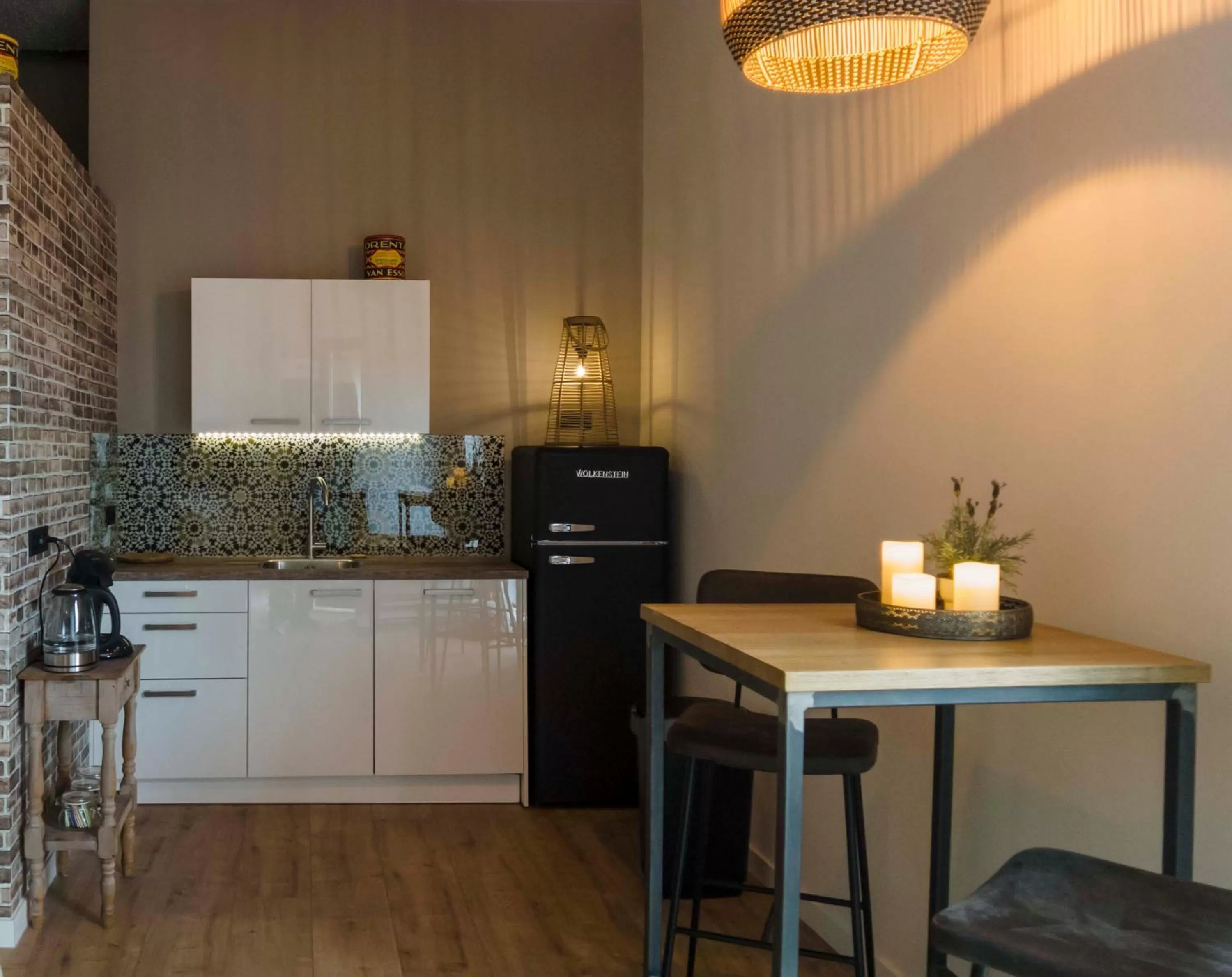 Kitchen or kitchenette, Kitchen/Kitchenette in Bed & Breakfast Bakker Meijer