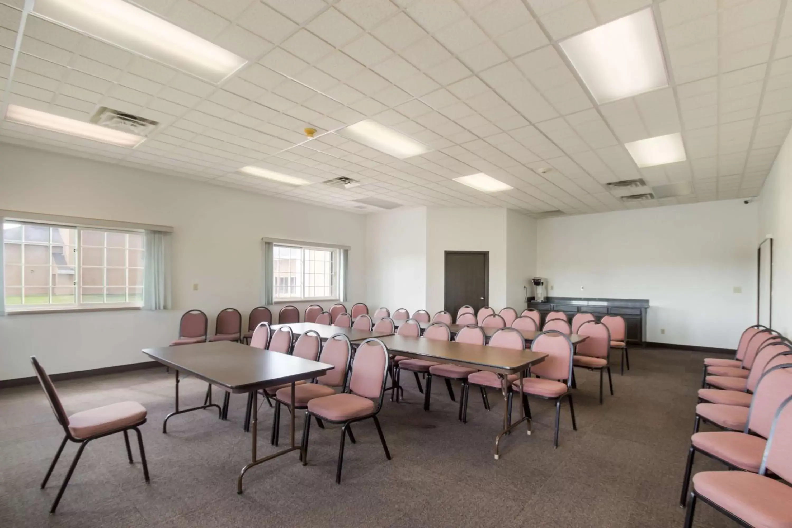 Meeting/conference room in Motel 6-Rothschild, WI