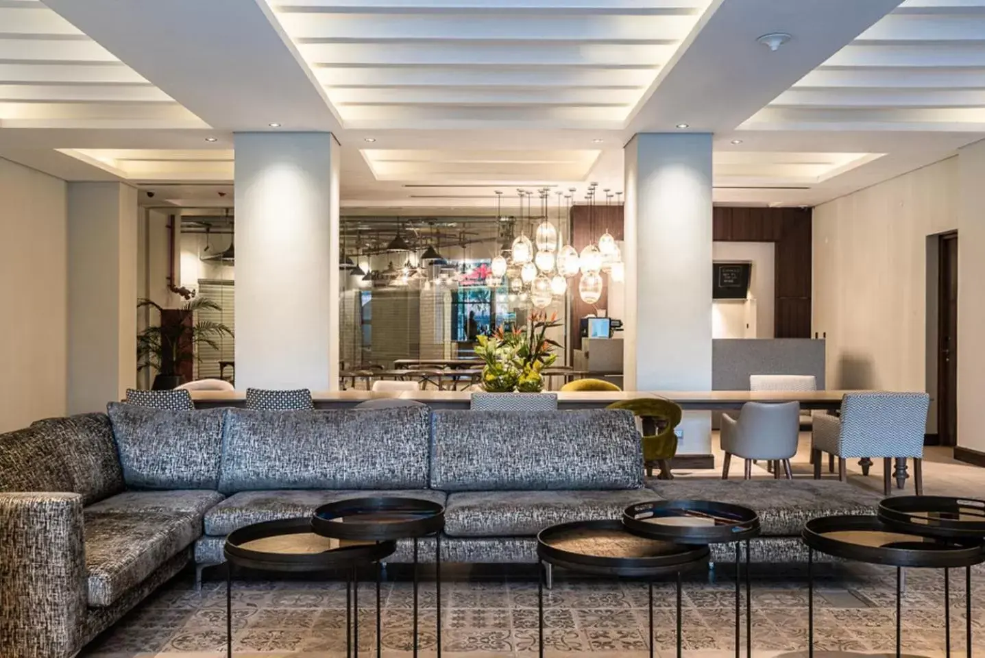 Lobby or reception, Lounge/Bar in Trademark Hotel, a Member of Design Hotels