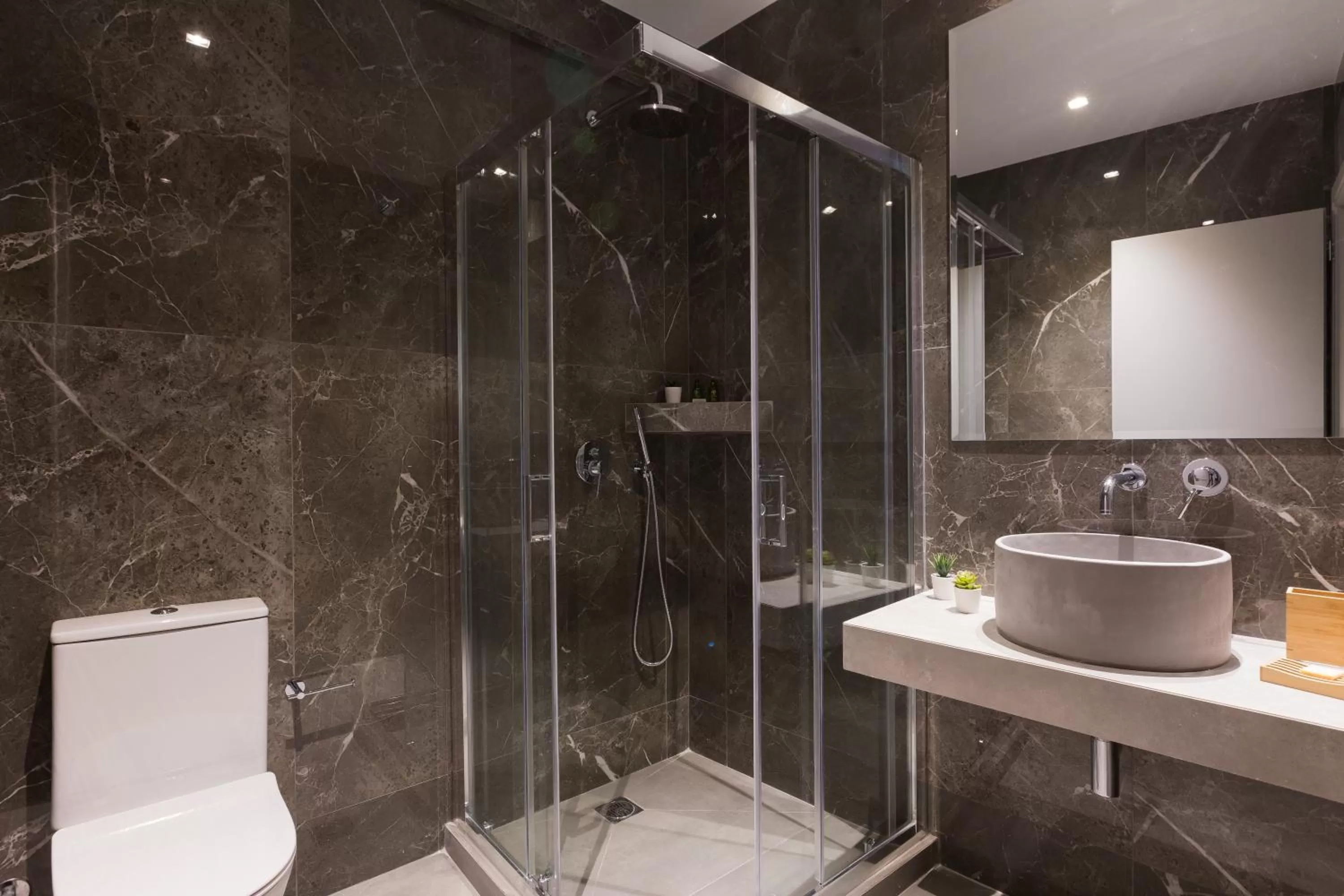 Bathroom in 12 Reasons Why Metaxourgeio