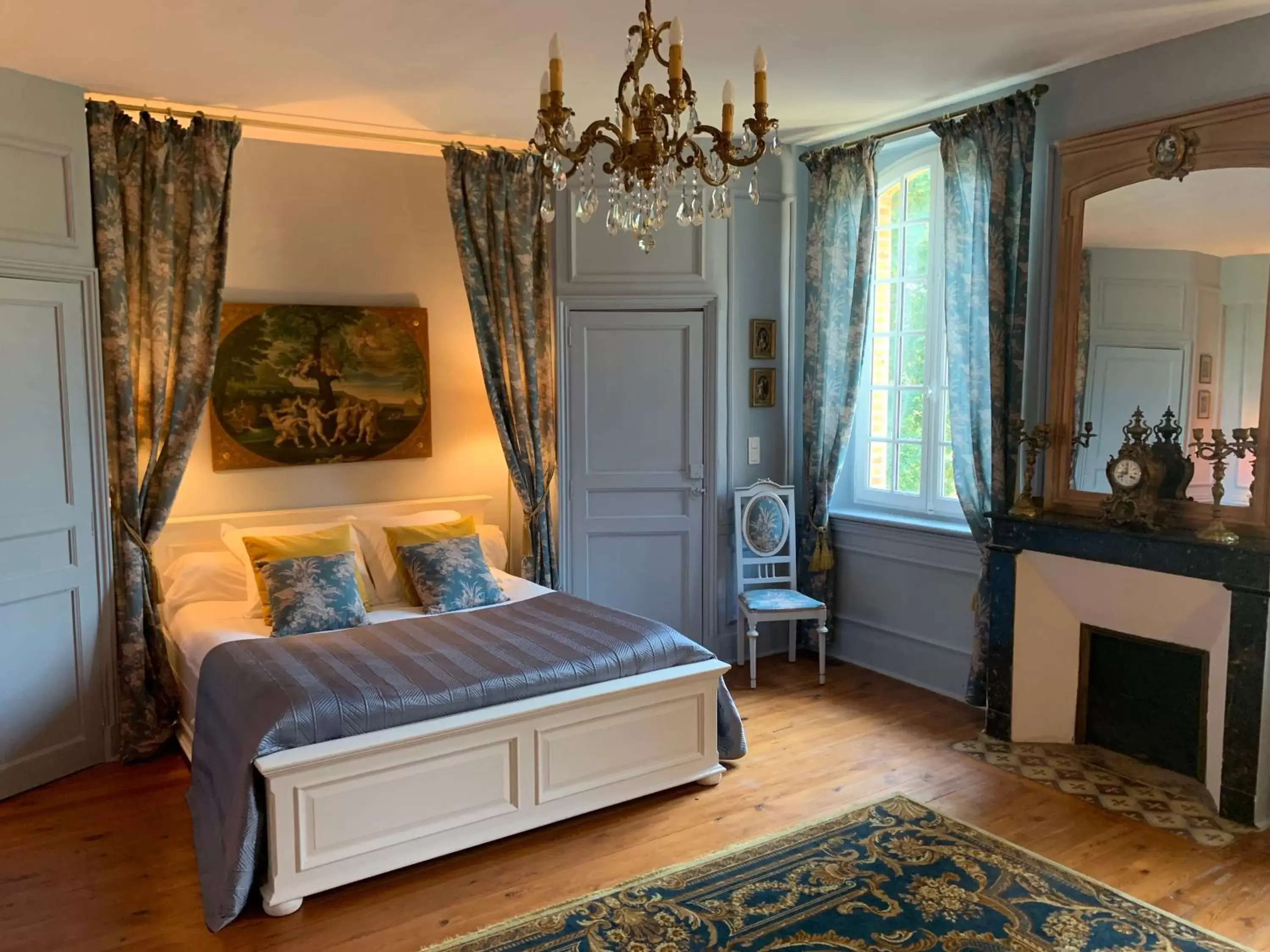 Bed in Château Ratou