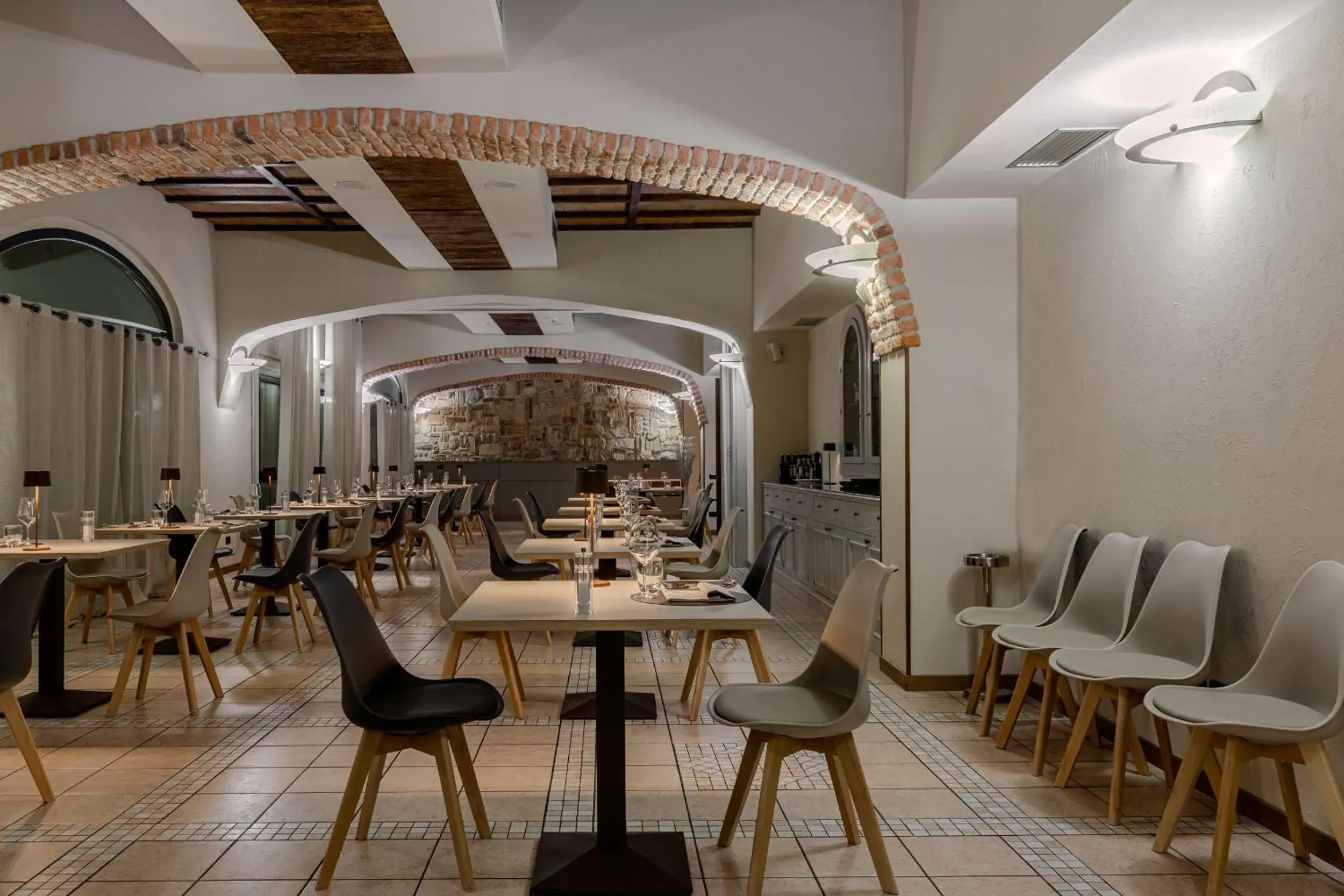 Restaurant/places to eat, Lounge/Bar in Hotel Ristorante Al Mulino