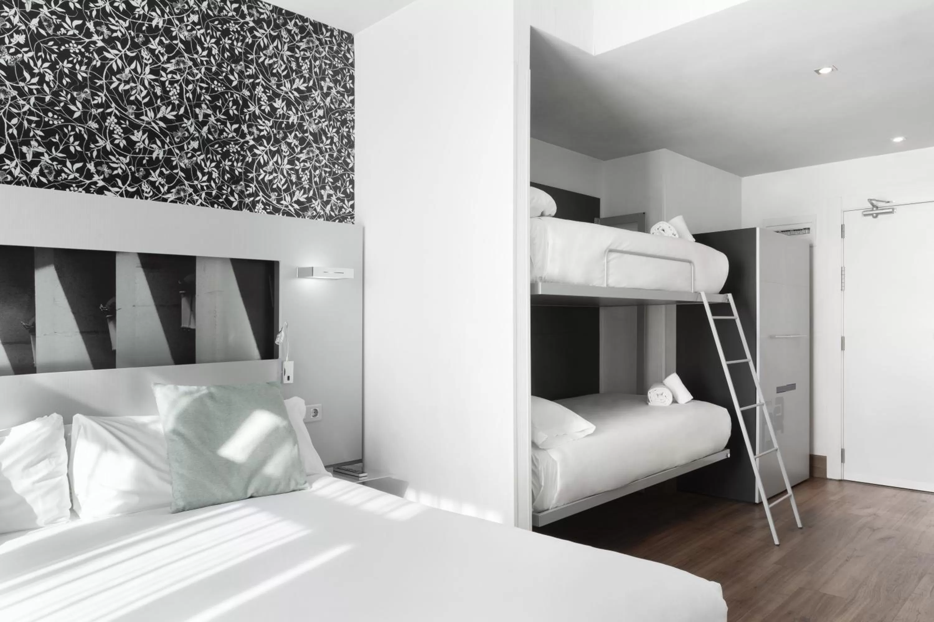 Bedroom, Bed in Petit Palace Plaza Mayor