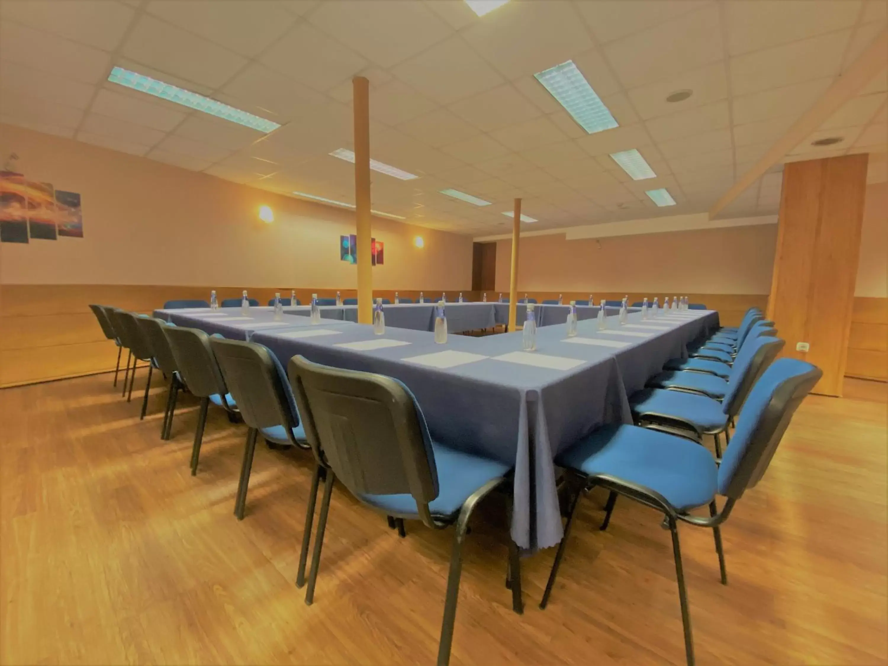 Meeting/conference room in Light Hotel