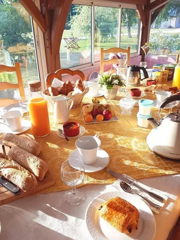 Continental breakfast, Breakfast in Le Champ du Pré