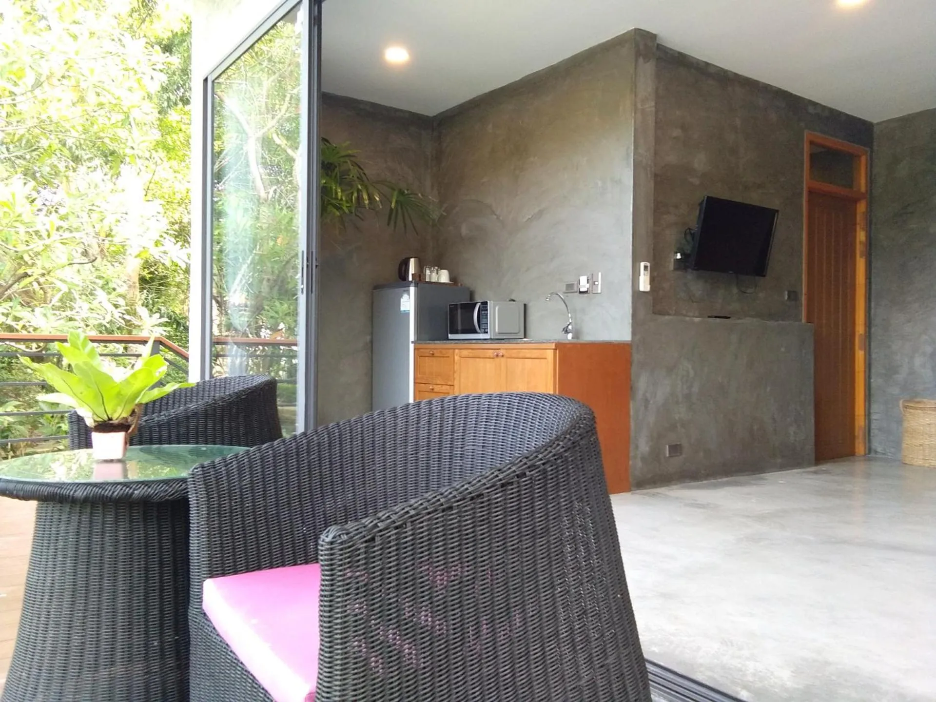 Kitchen or kitchenette in The Touch Green Naiyang Hotel & Fitness