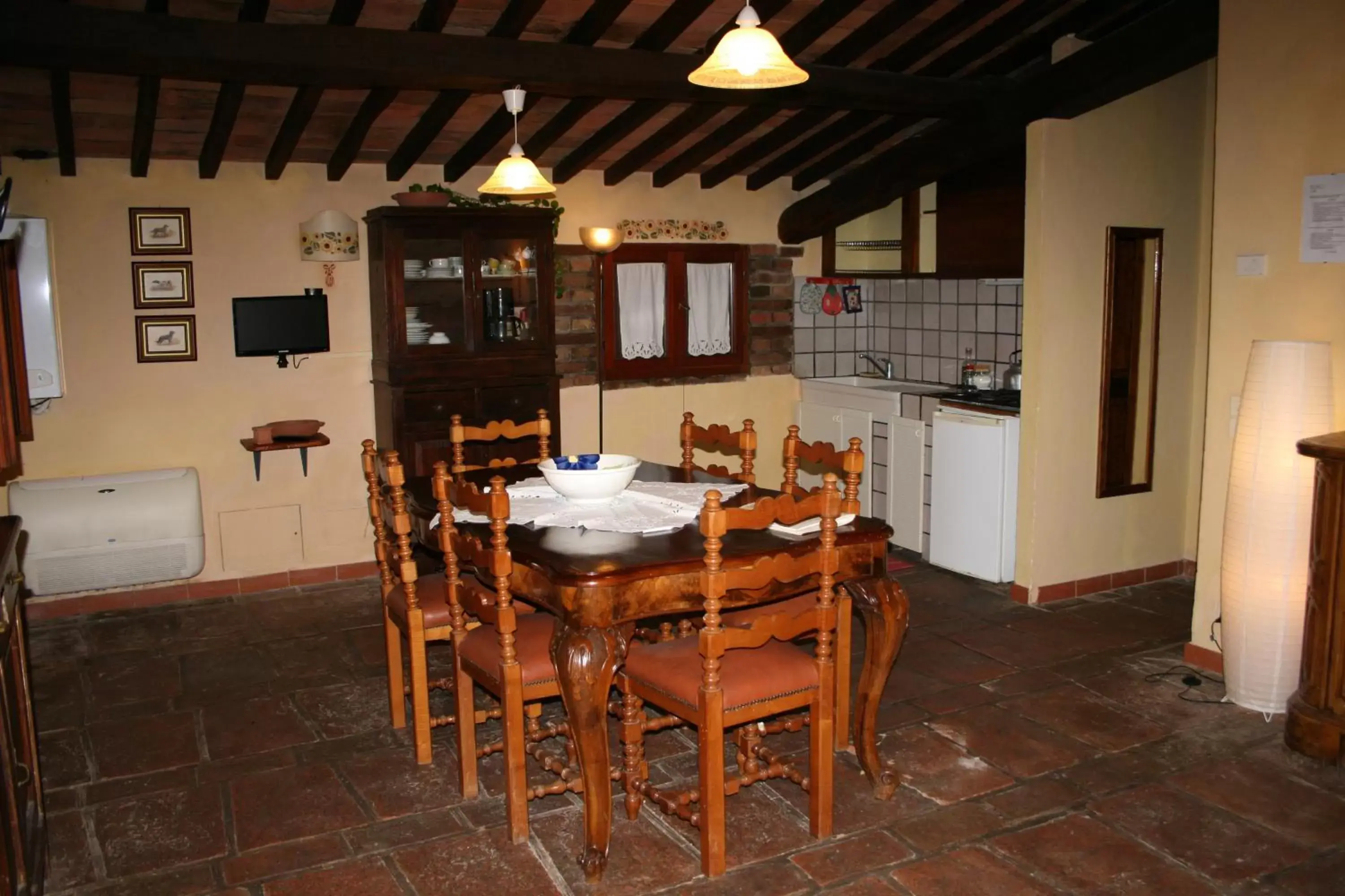 Dining Area in Podere La Vecchia Fornace