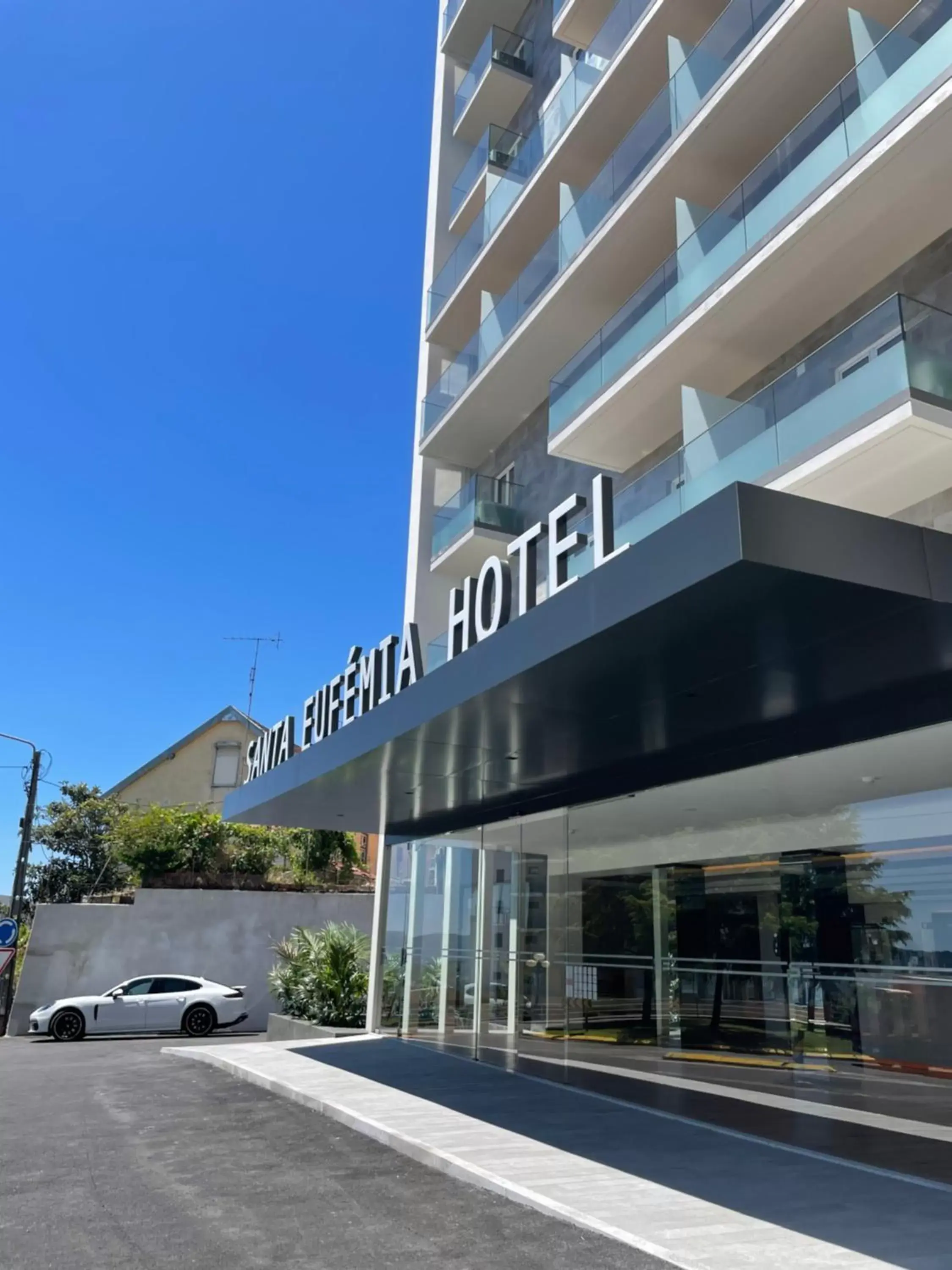 Property building in Santa Eufémia Covilhã Hotel