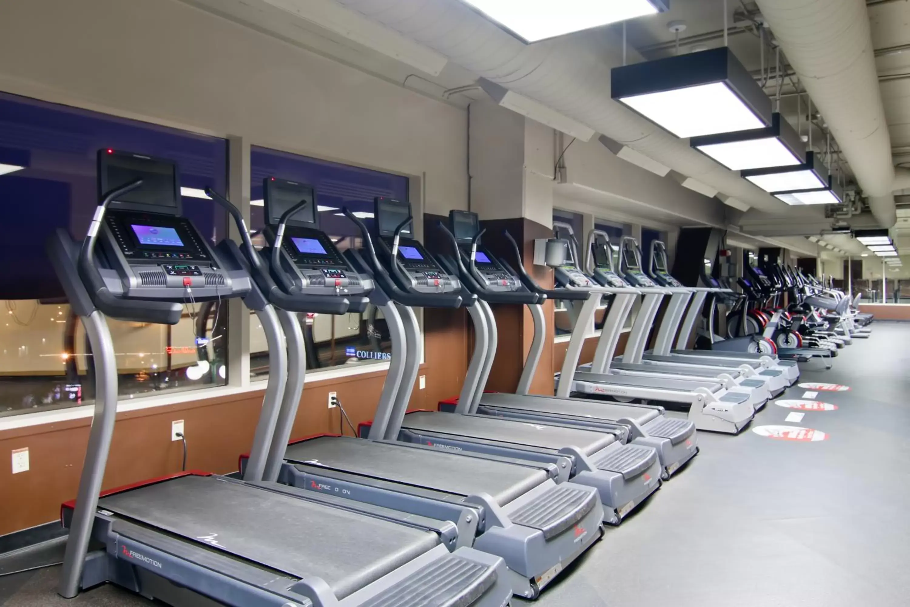 Fitness centre/facilities, Fitness Center/Facilities in The Grove Hotel
