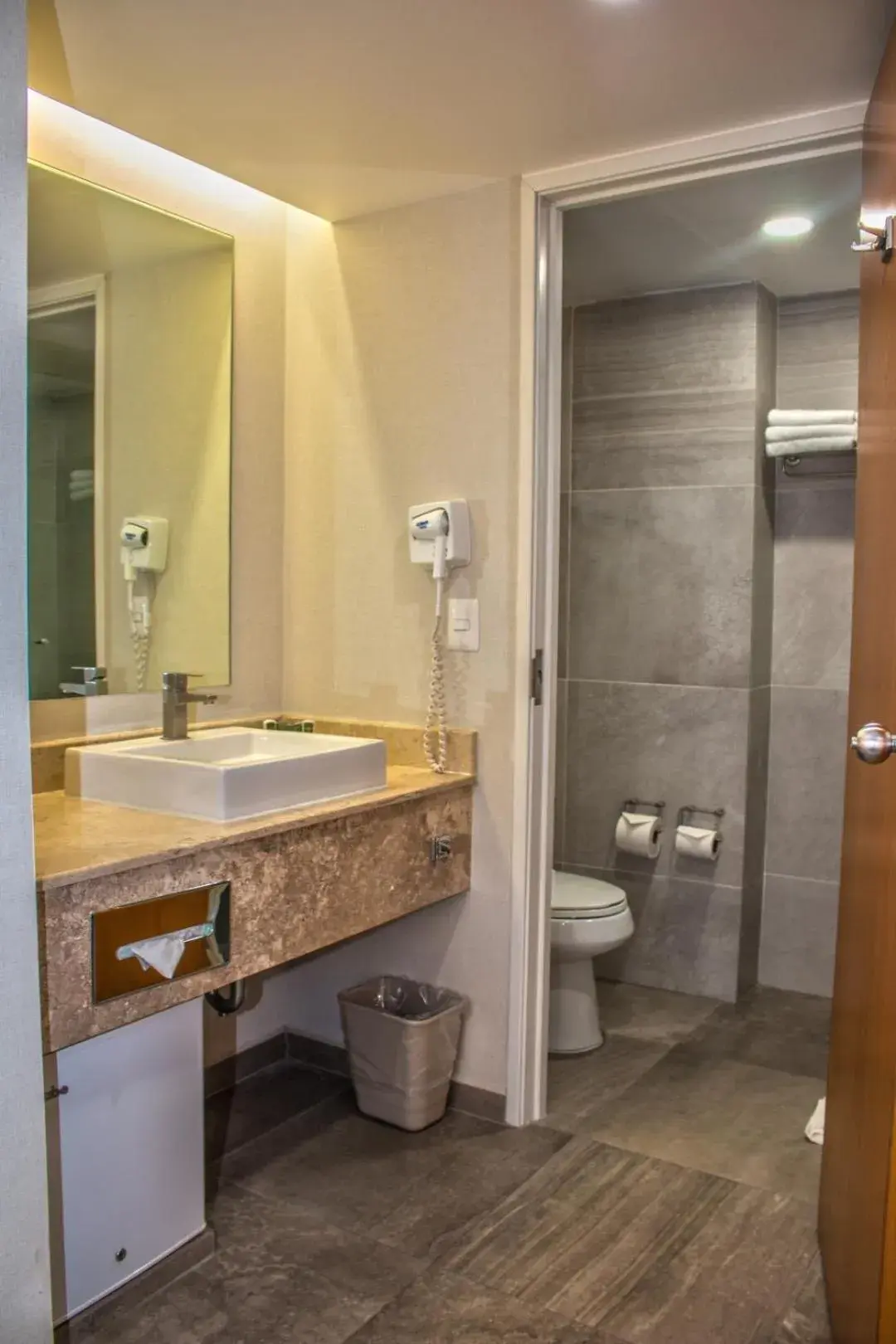 Bathroom in Casa Inn Business Hotel Celaya