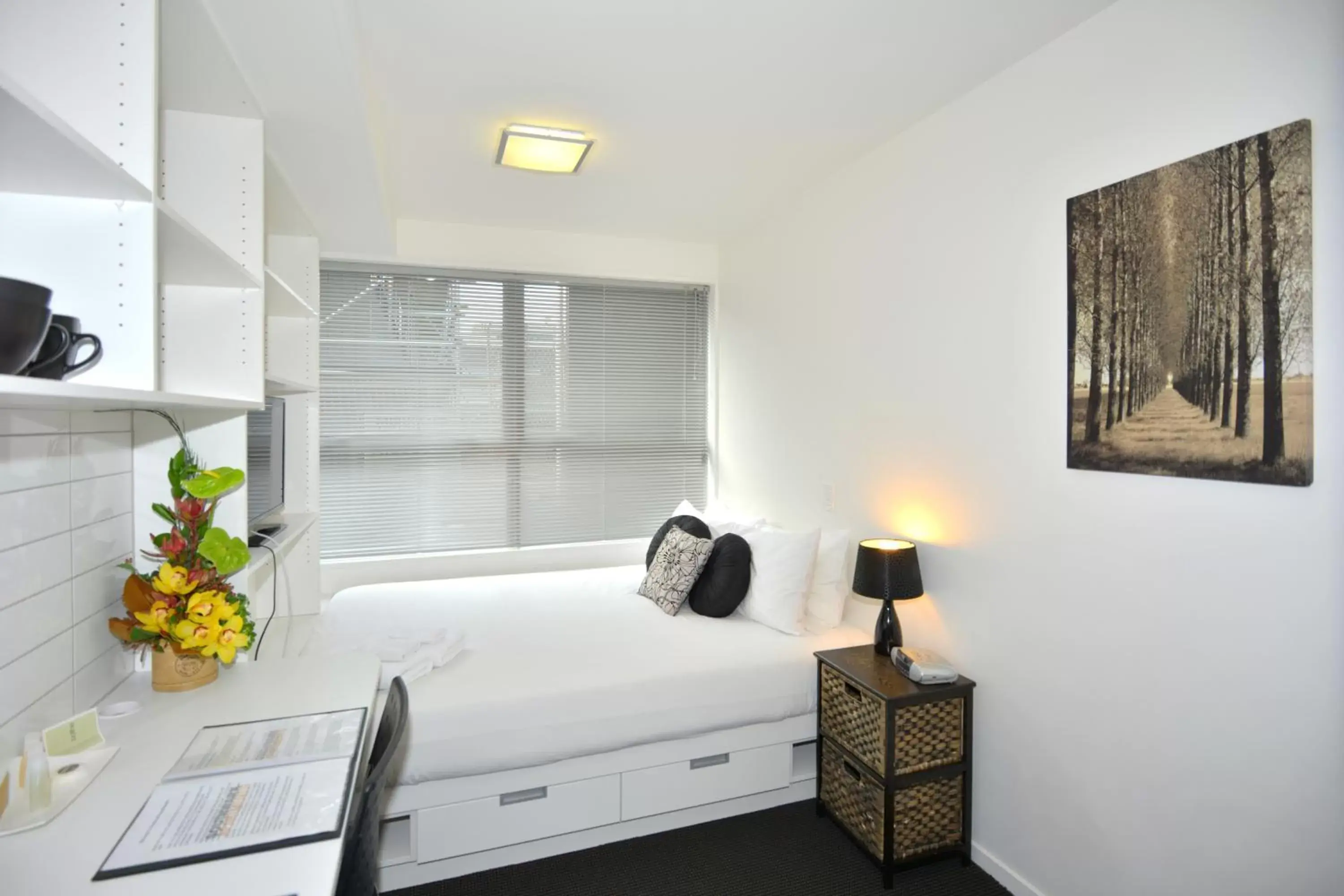 Bedroom, Bed in Southwark Hotel & Apartments