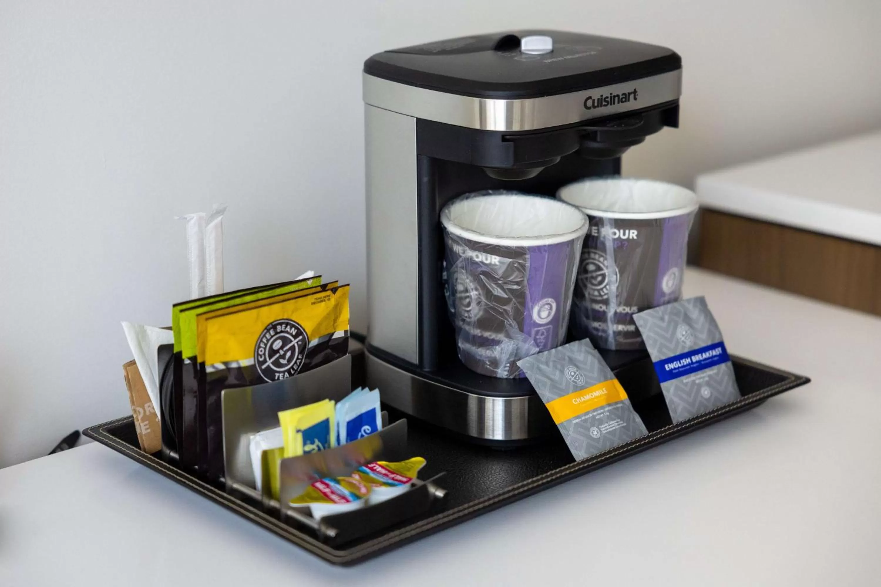 King Room with Bath Tub- Hearing Accessible/ Non-Smoking in DoubleTree by Hilton Tinton Falls-Eatontown