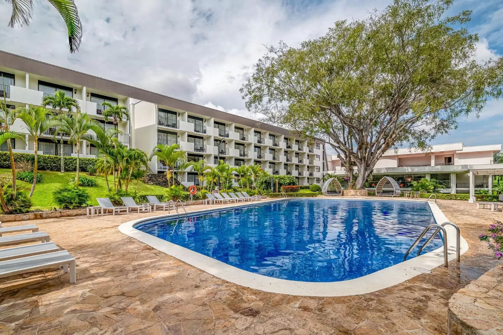 Swimming Pool in Holiday Inn - San Jose La Sabana, an IHG Hotel