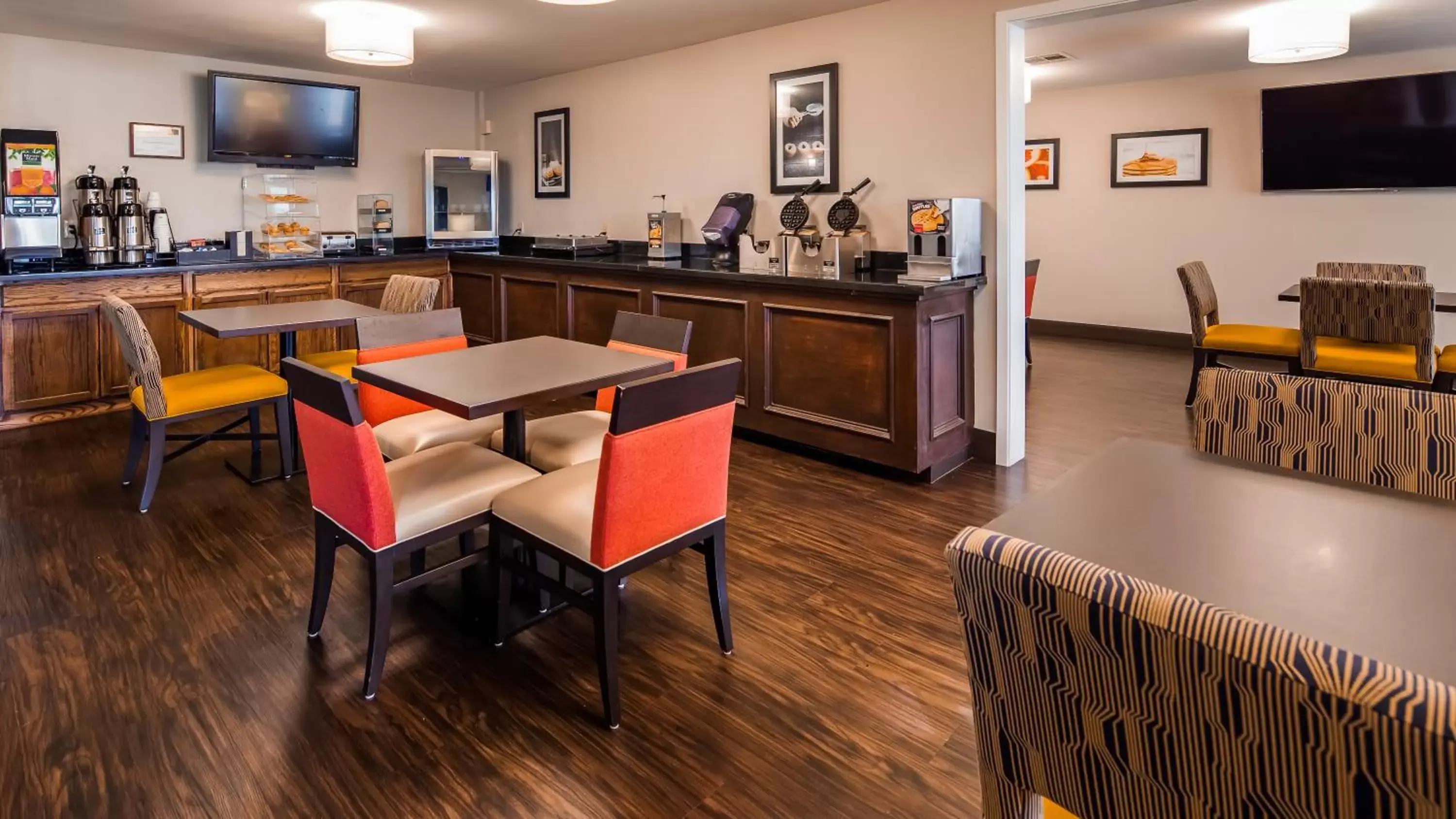 Breakfast, Restaurant/Places to Eat in Best Western Inn and Suites Copperas Cove
