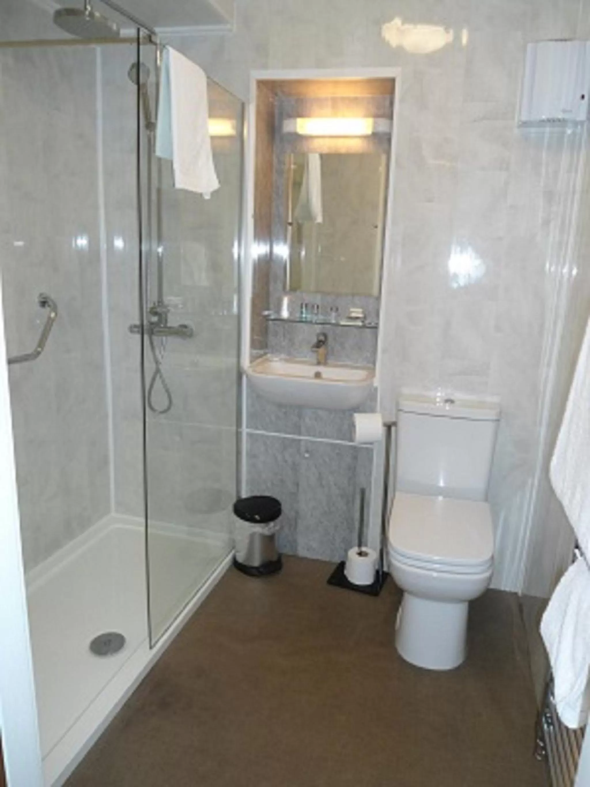 Bathroom in Park Hotel