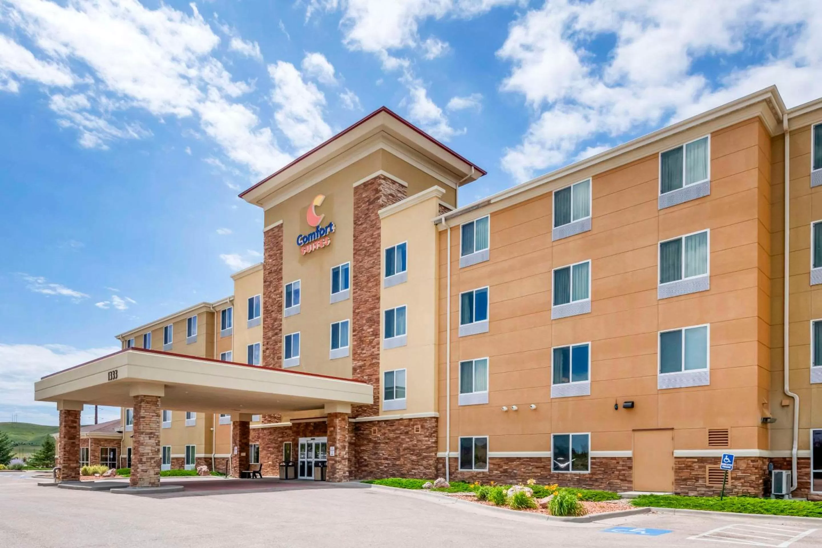 Property building in Comfort Suites Conference Center Rapid City