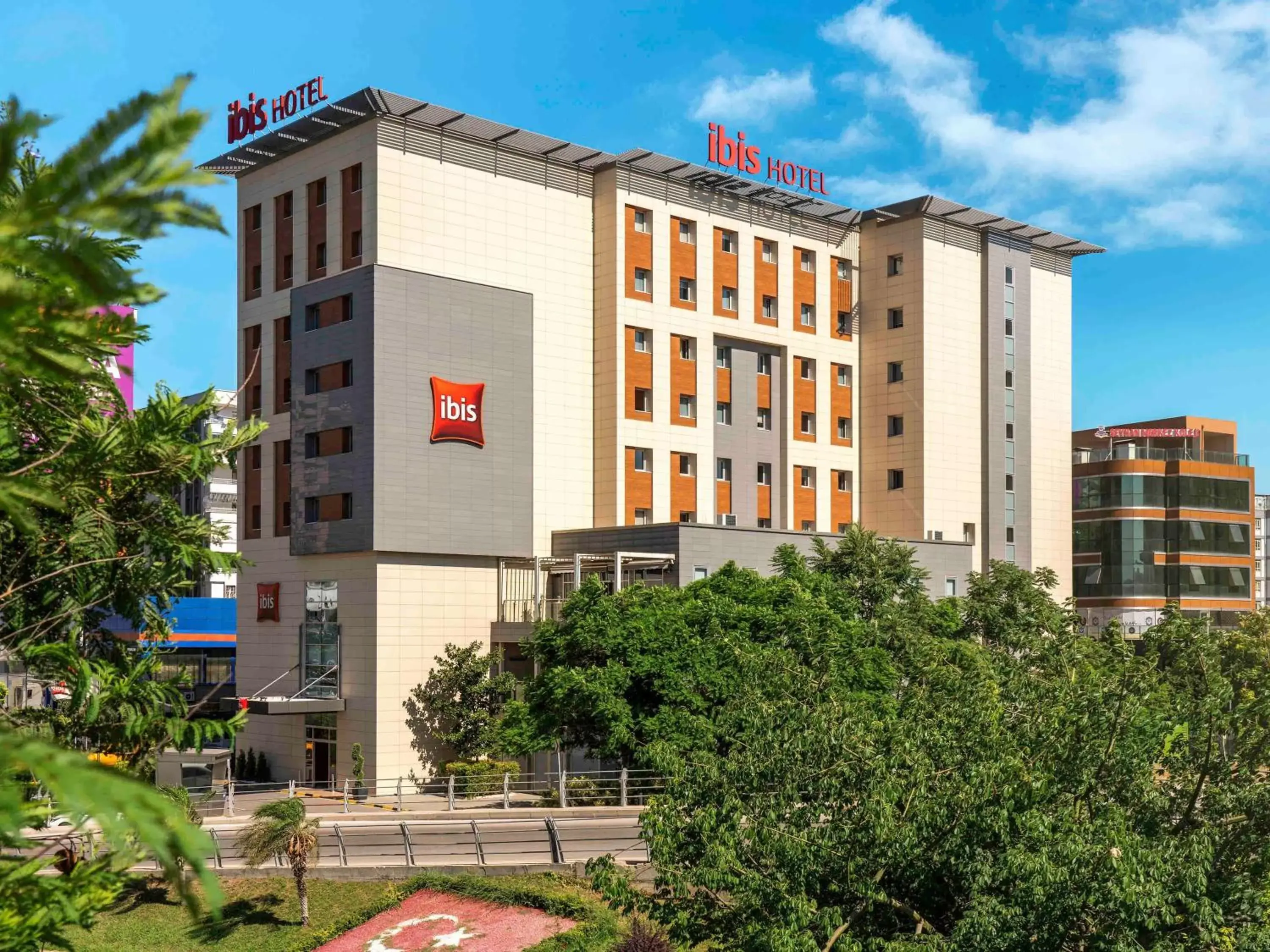 Property Building in ibis Adana