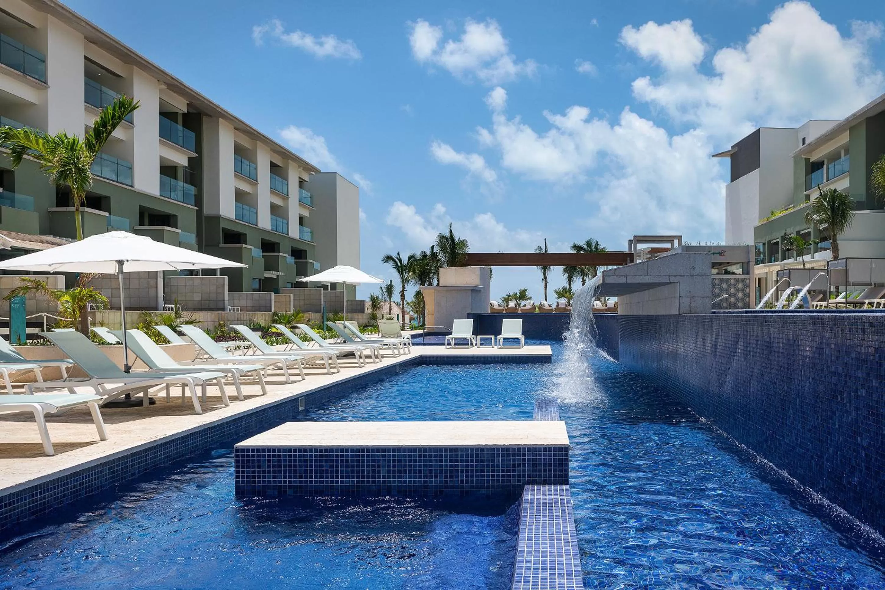 Area and facilities in Catalonia Grand Costa Mujeres All Suites & Spa - All Inclusive