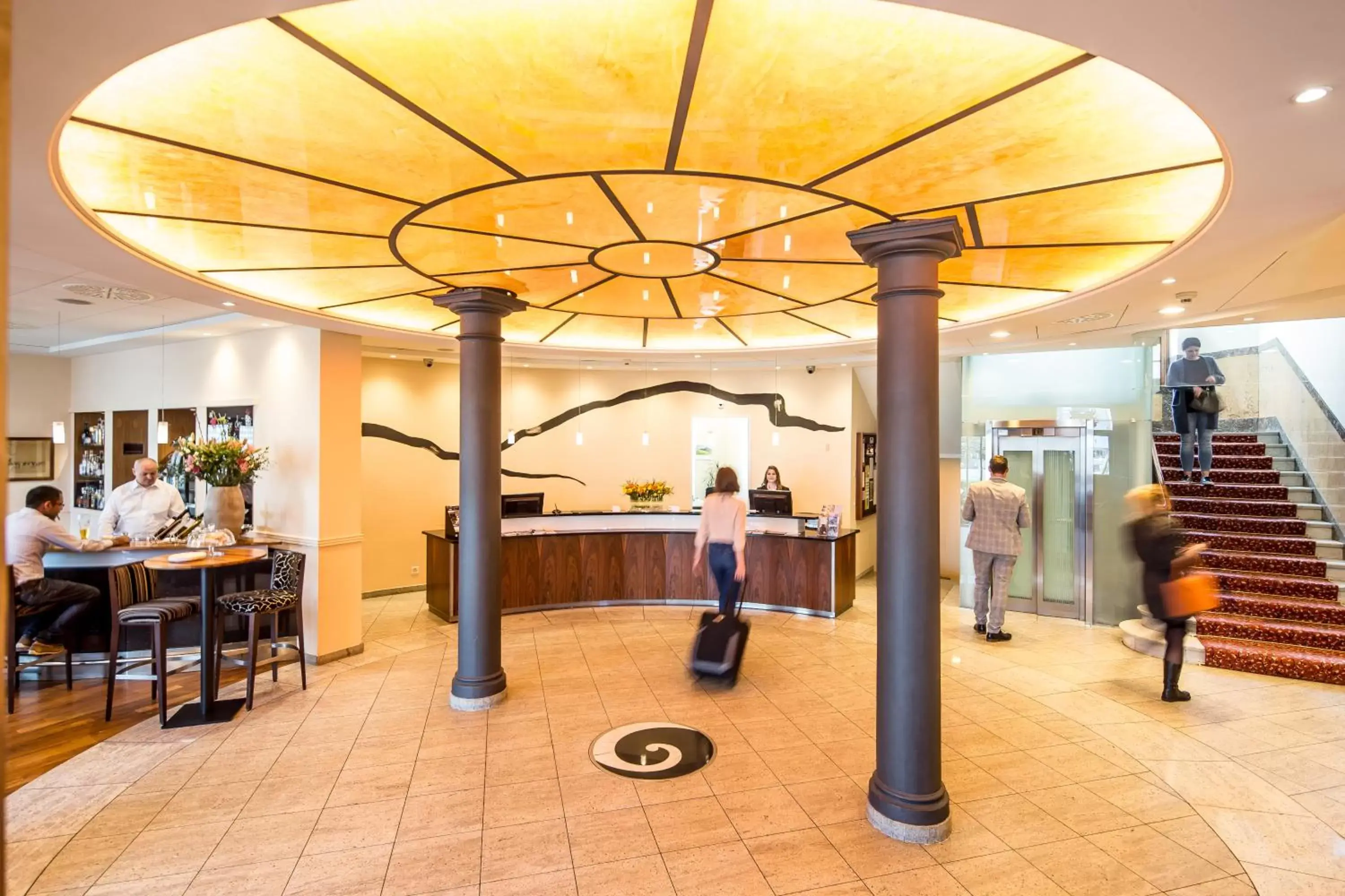 Lobby or reception, Fitness Center/Facilities in Hotel Schweizerhof Basel