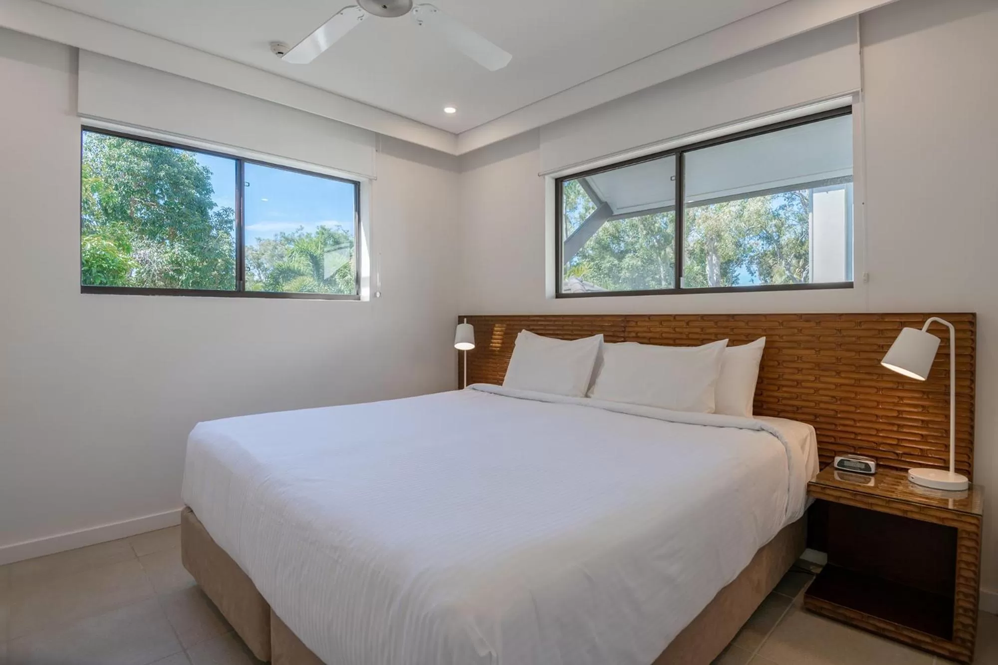 Bed in Port Douglas Private Apartments in Temple