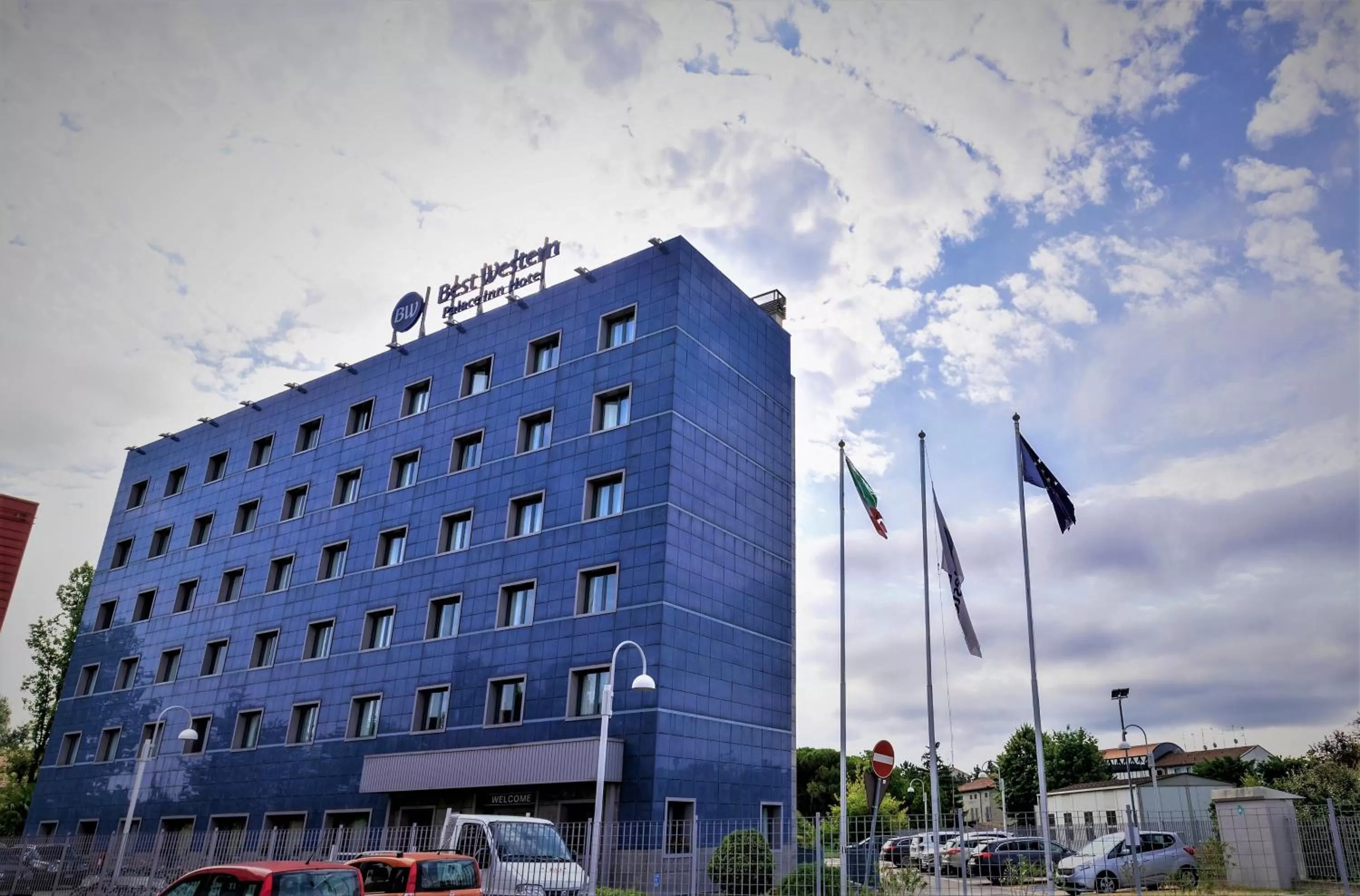 Facade/entrance in Best Western Palace Inn Hotel