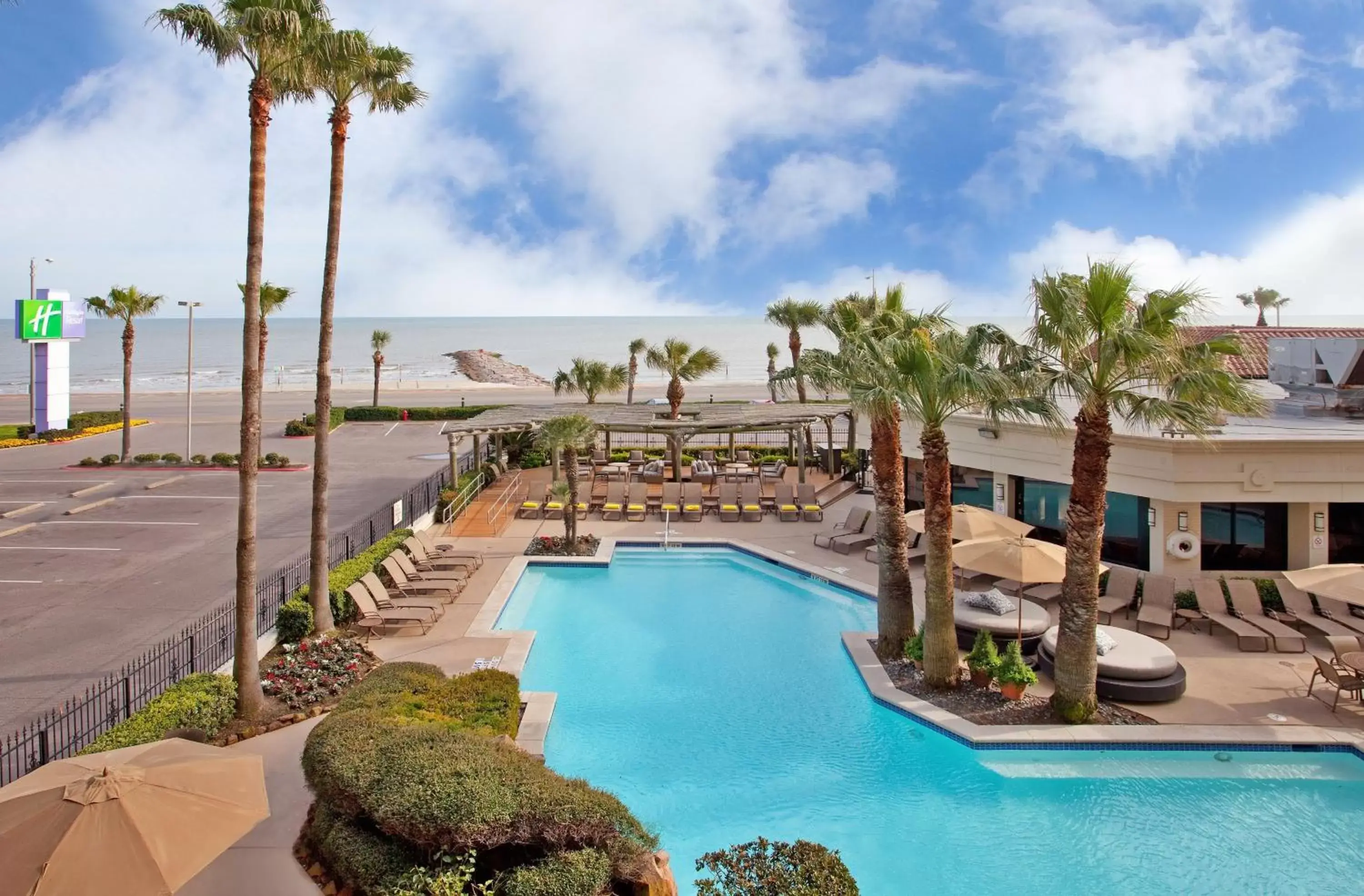 Swimming pool, Pool View in Holiday Inn Resort Galveston - On The Beach, an IHG Hotel