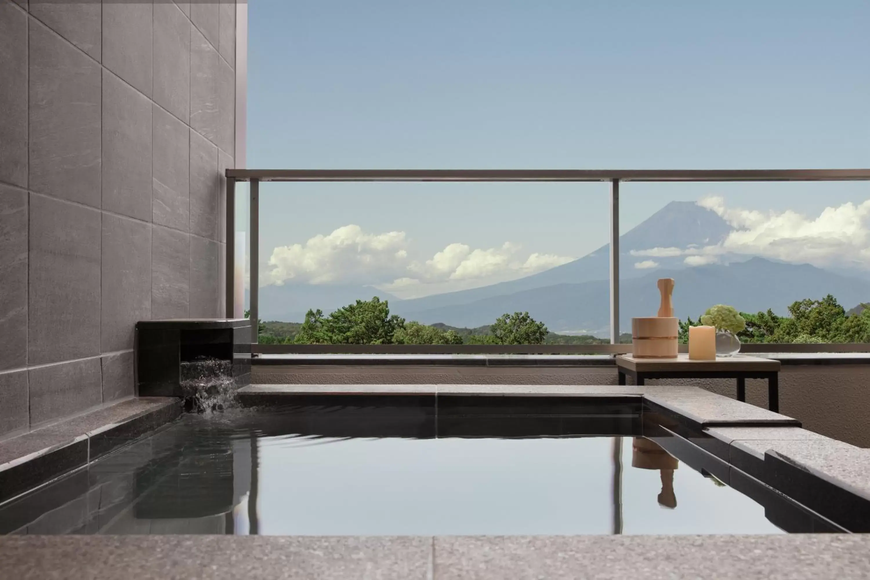 Spa and wellness centre/facilities, Swimming Pool in Izu Marriott Hotel Shuzenji