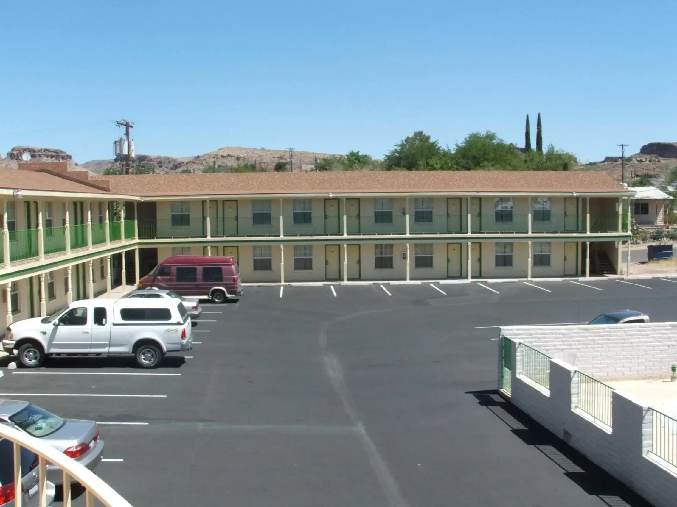 Property Building in Arizona Inn