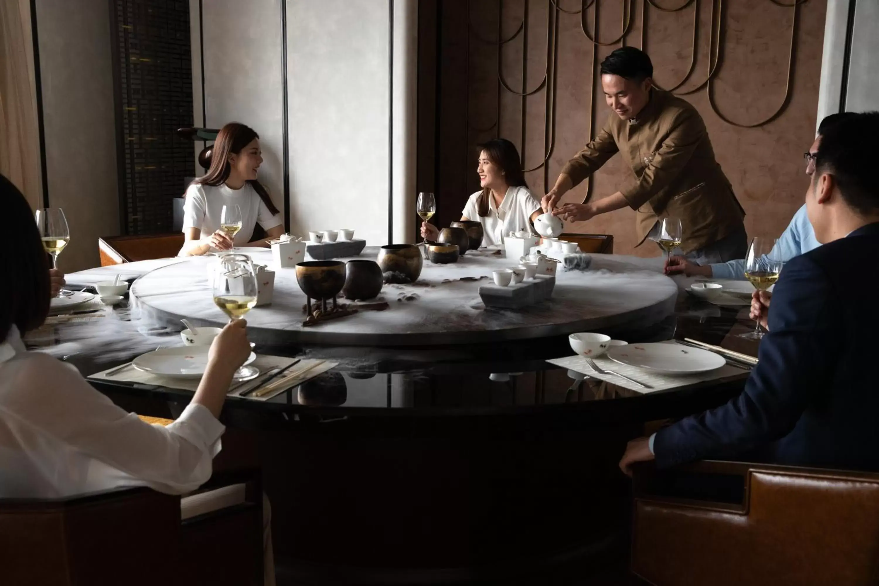 Restaurant/Places to Eat in Jumeirah Nanjing Hotel