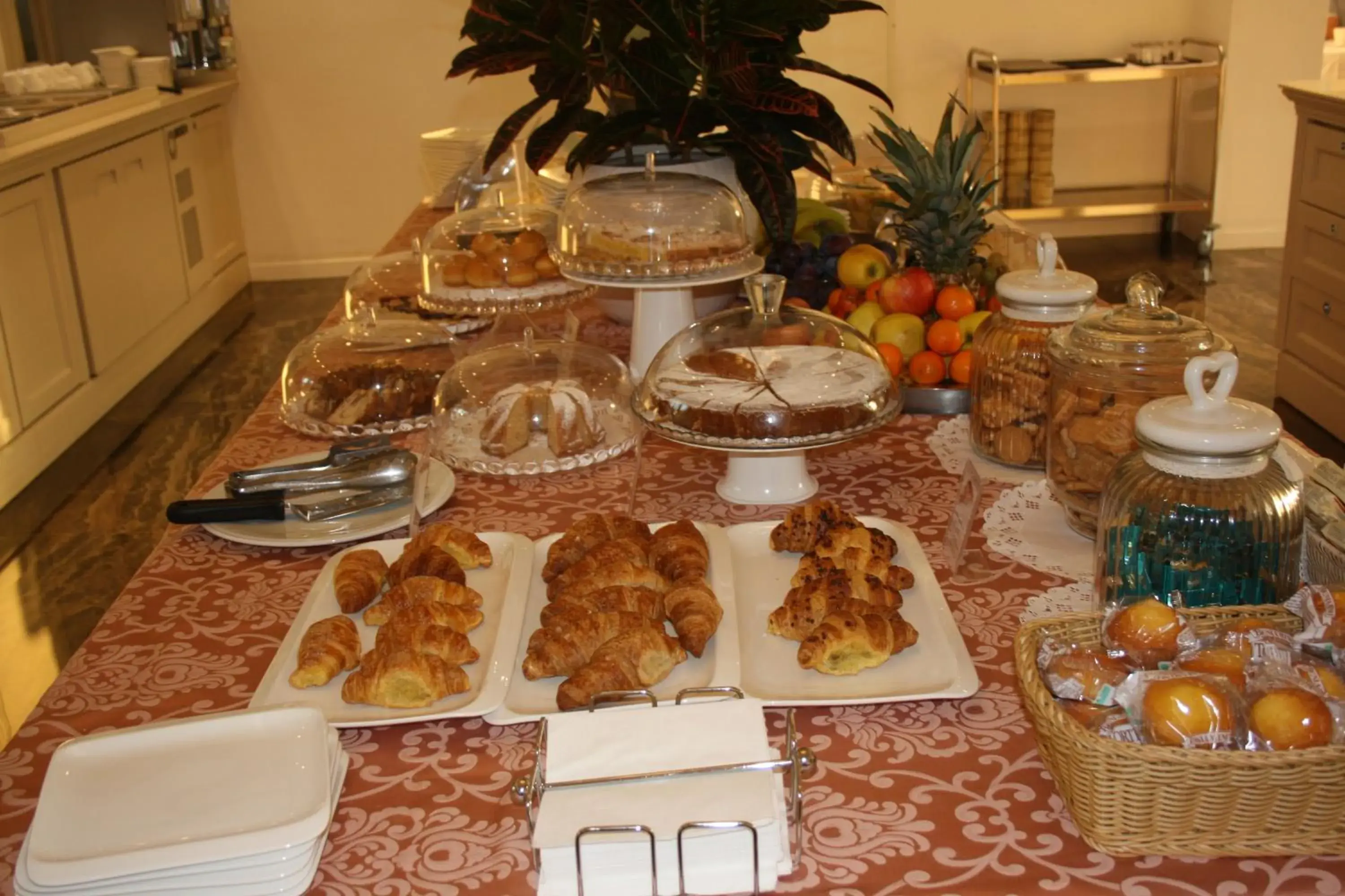 Continental breakfast in Villa Paradiso Suite