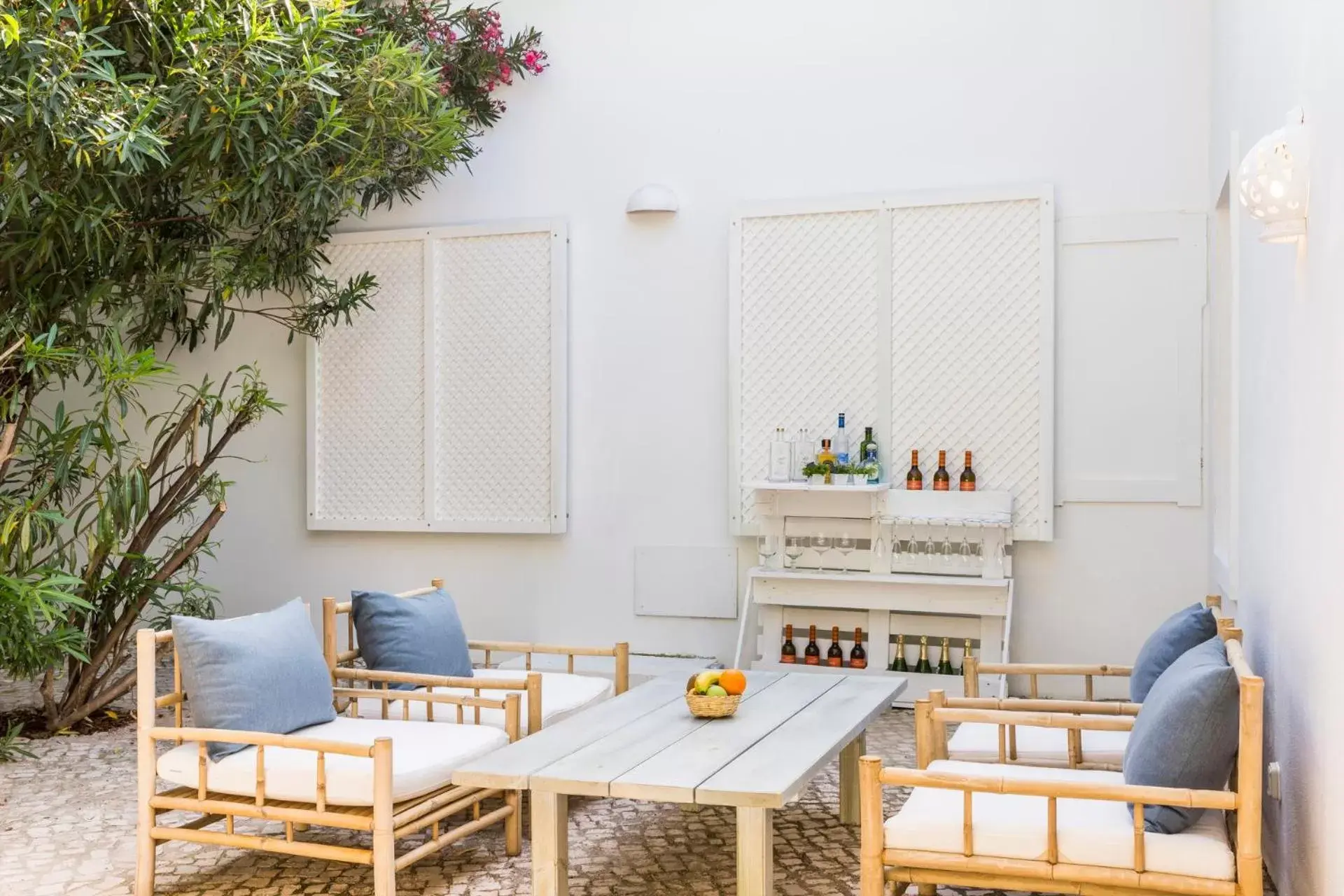 Patio, Seating Area in Octant Vila Monte