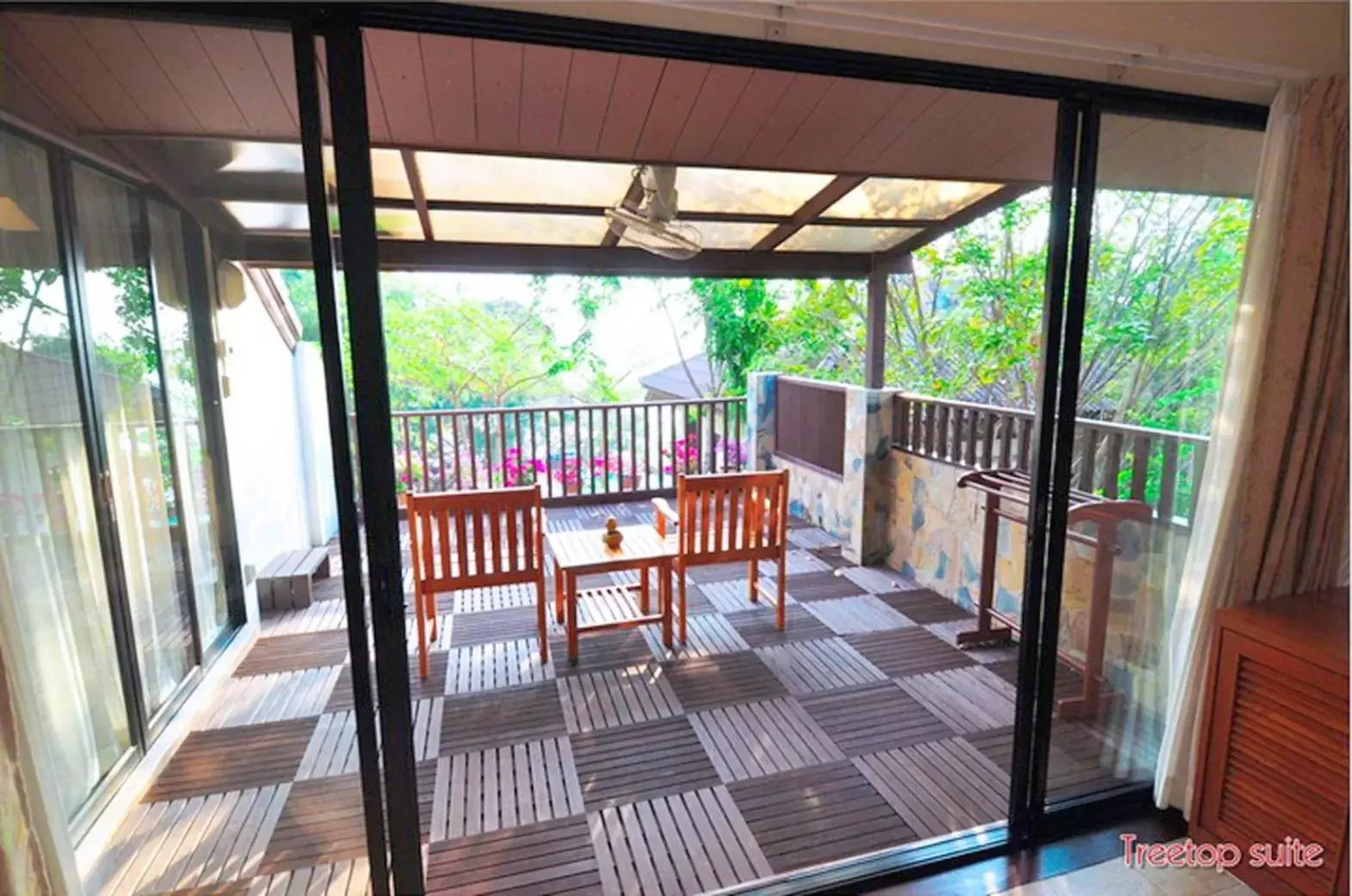 Patio, Balcony/Terrace in Birds and Bees Resort