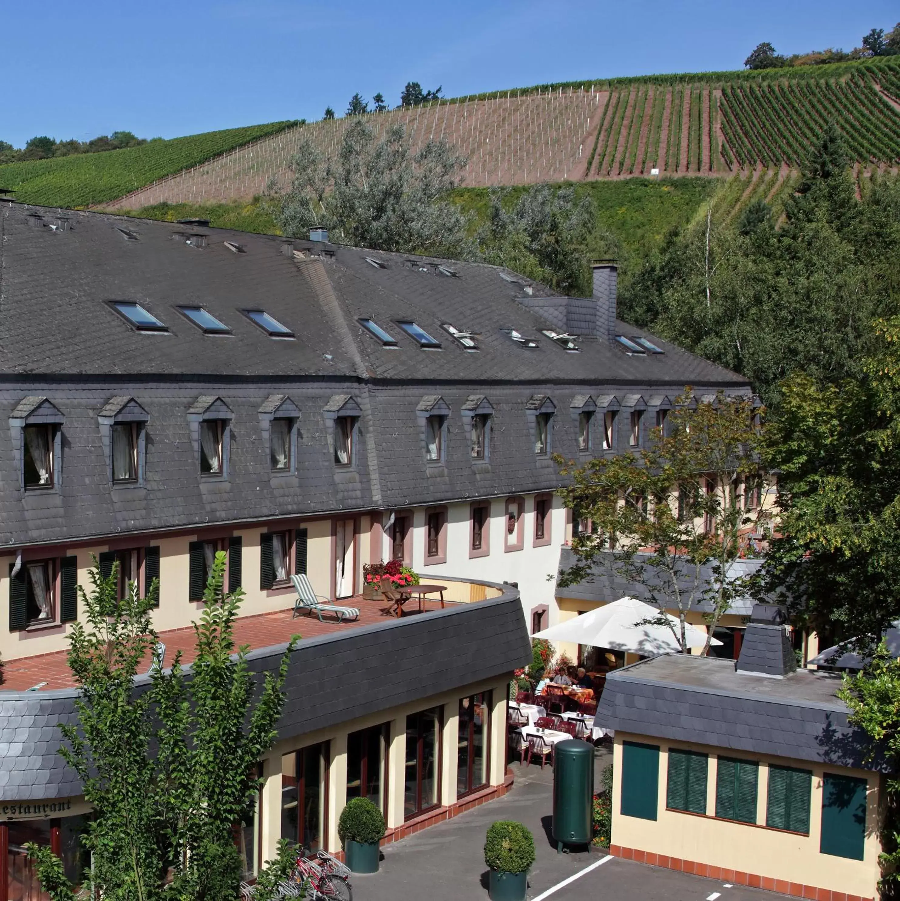 Facade/entrance, Property Building in Blesius Garten