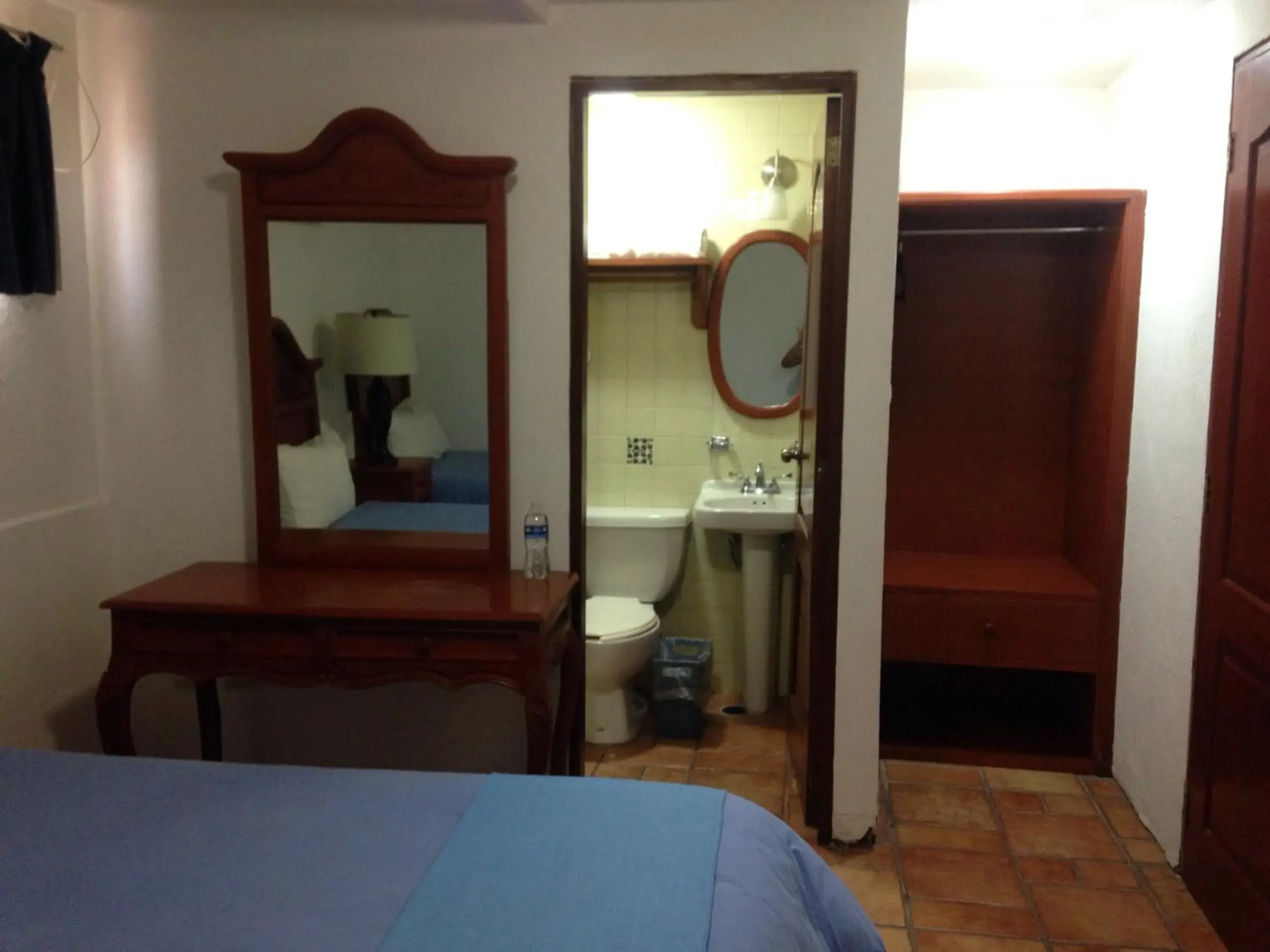 Bathroom in Hotel Meson del Mar