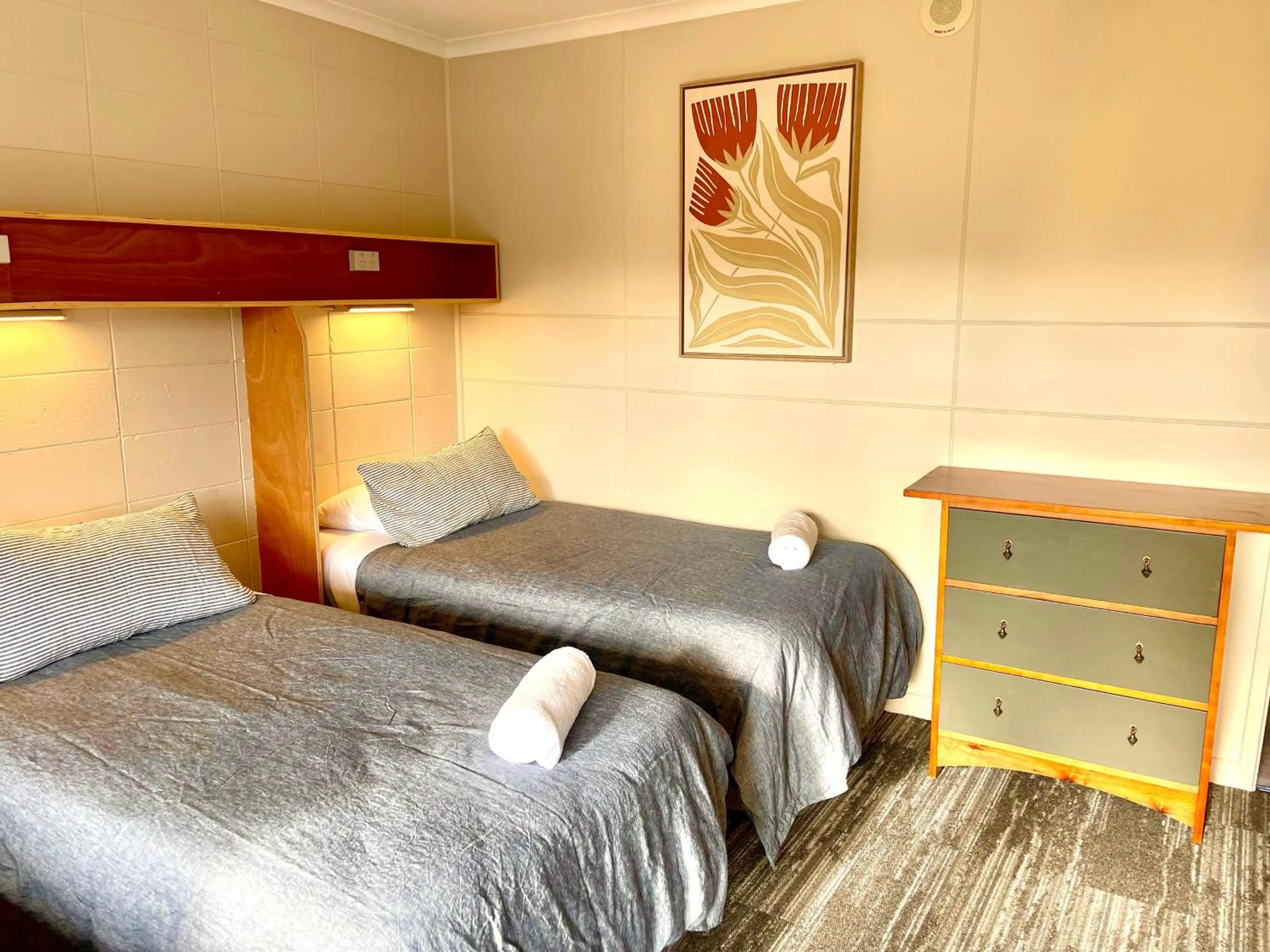 Bed in Te Anau Lakefront Backpackers