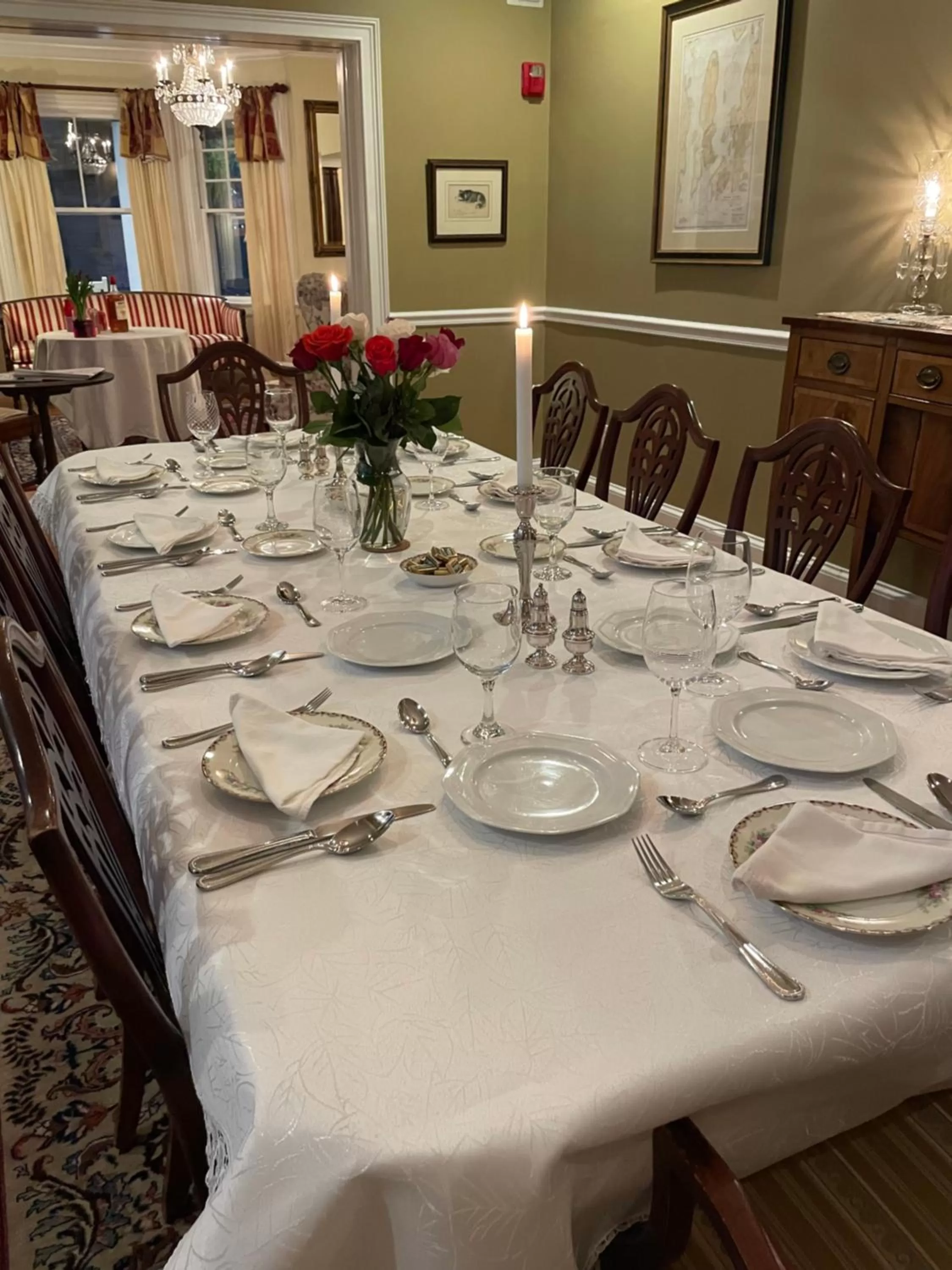 Dining area in Almondy Inn Bed & Breakfast