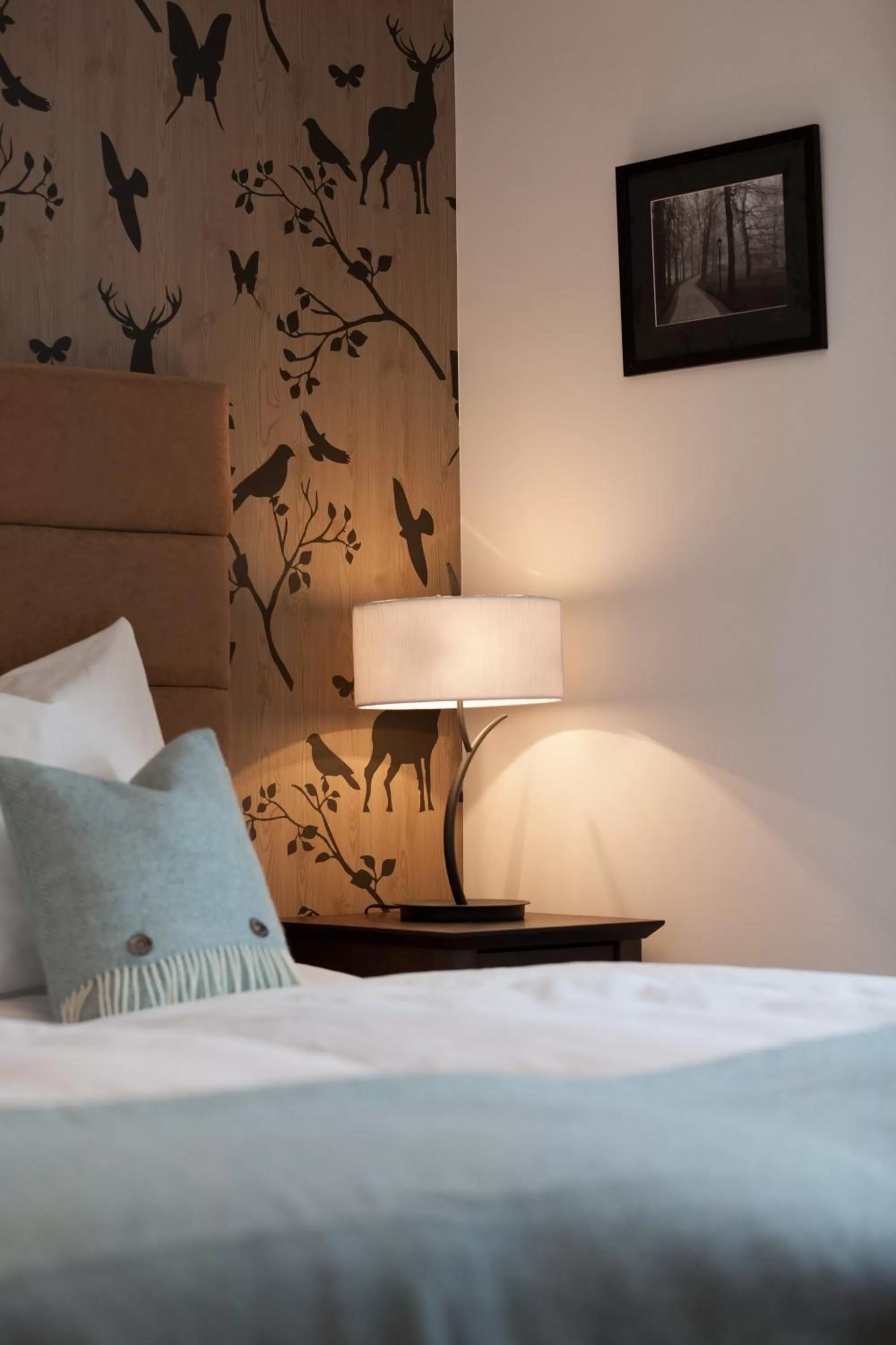 Bed in Boutique-Hotel Garni Bellevue Davos Wiesen